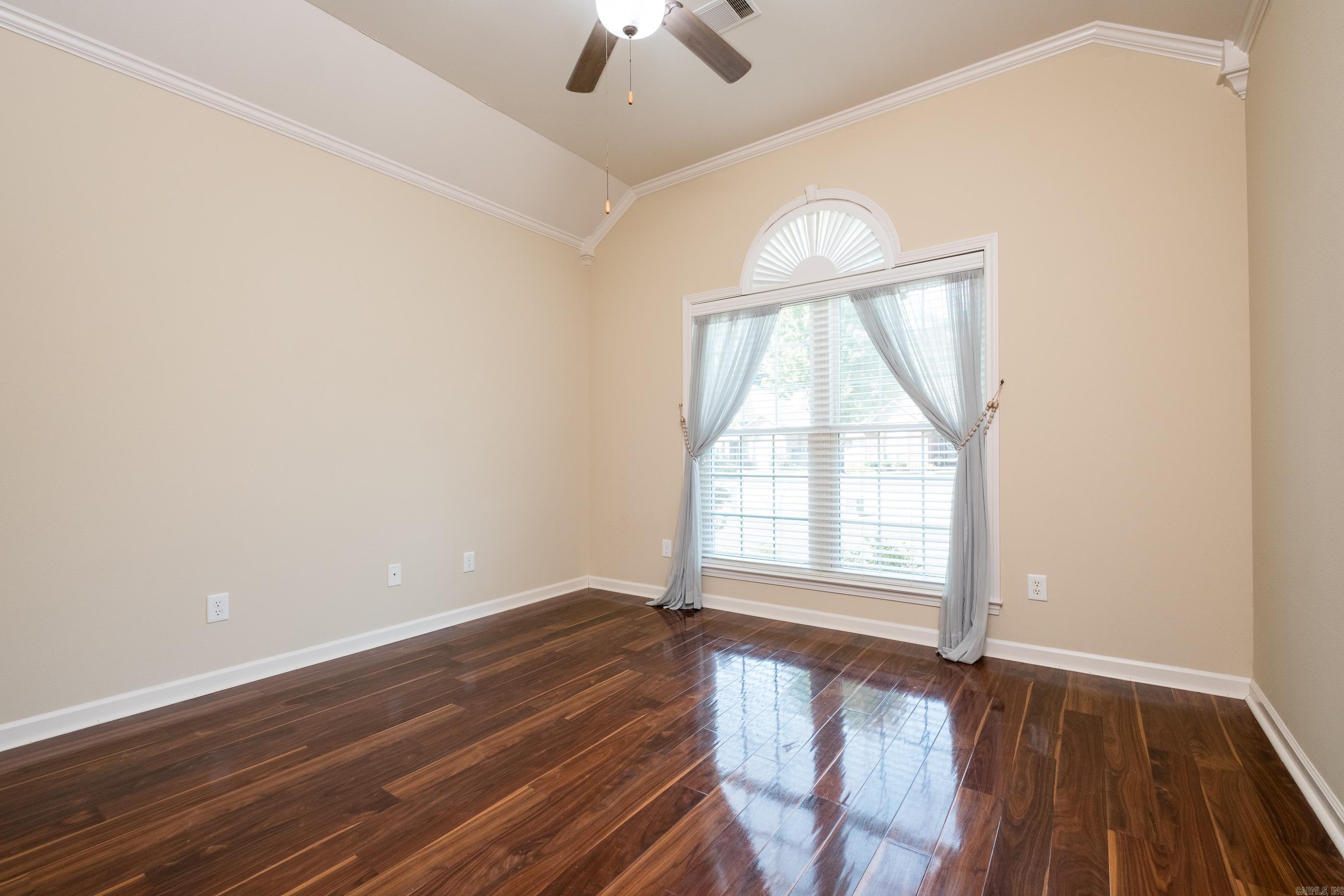 103 Bayonne Cove