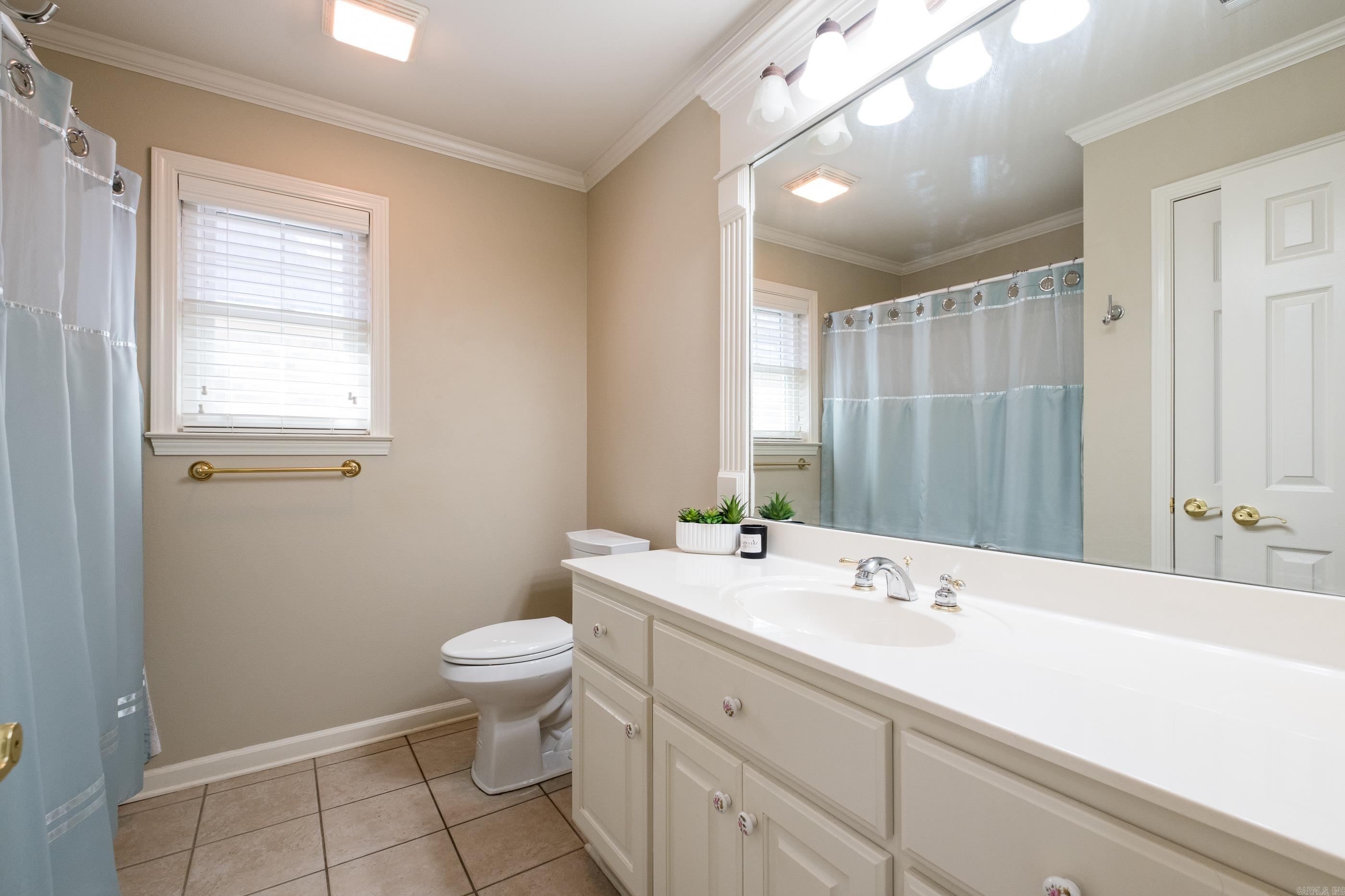 103 Bayonne Cove