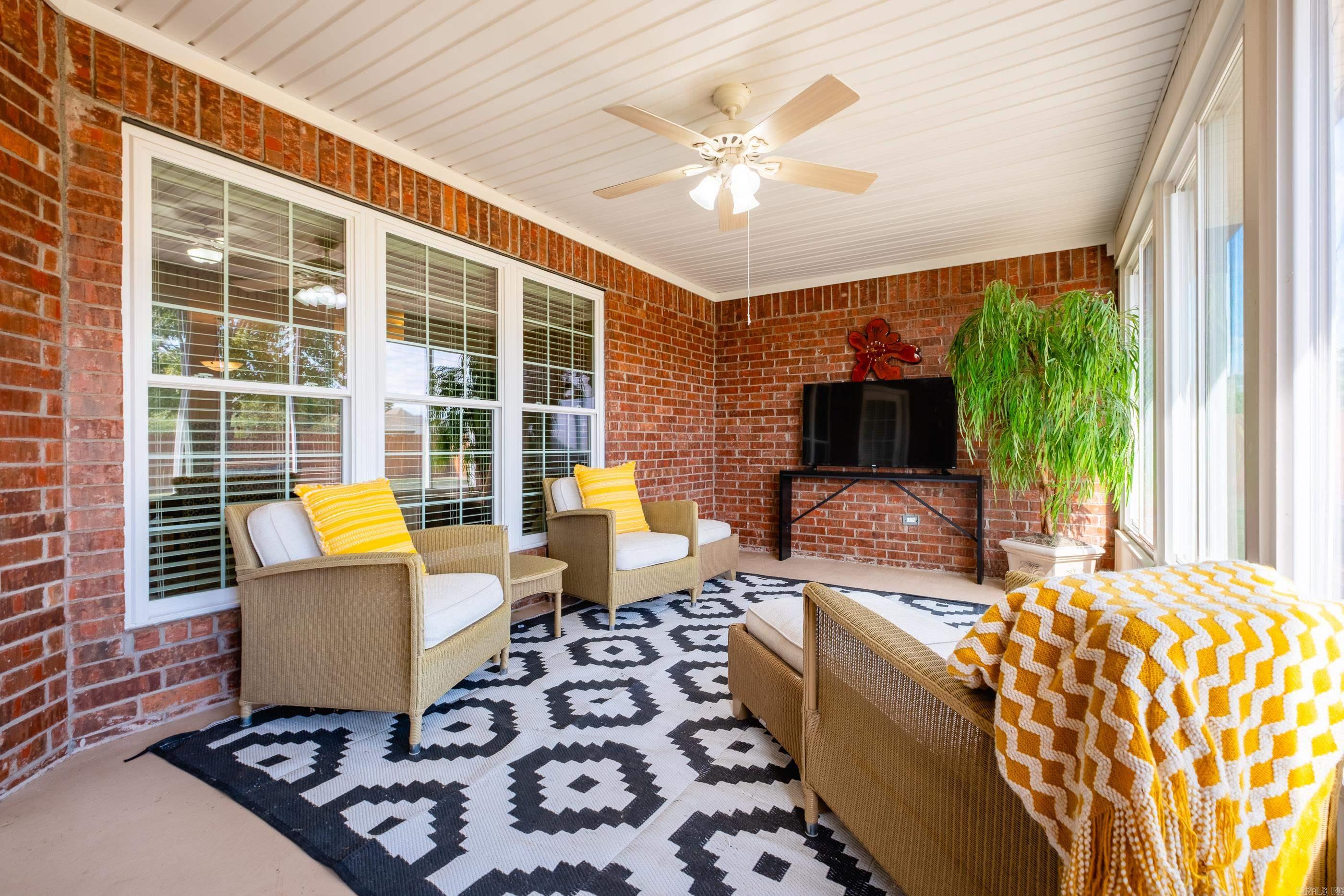 103 Bayonne Cove