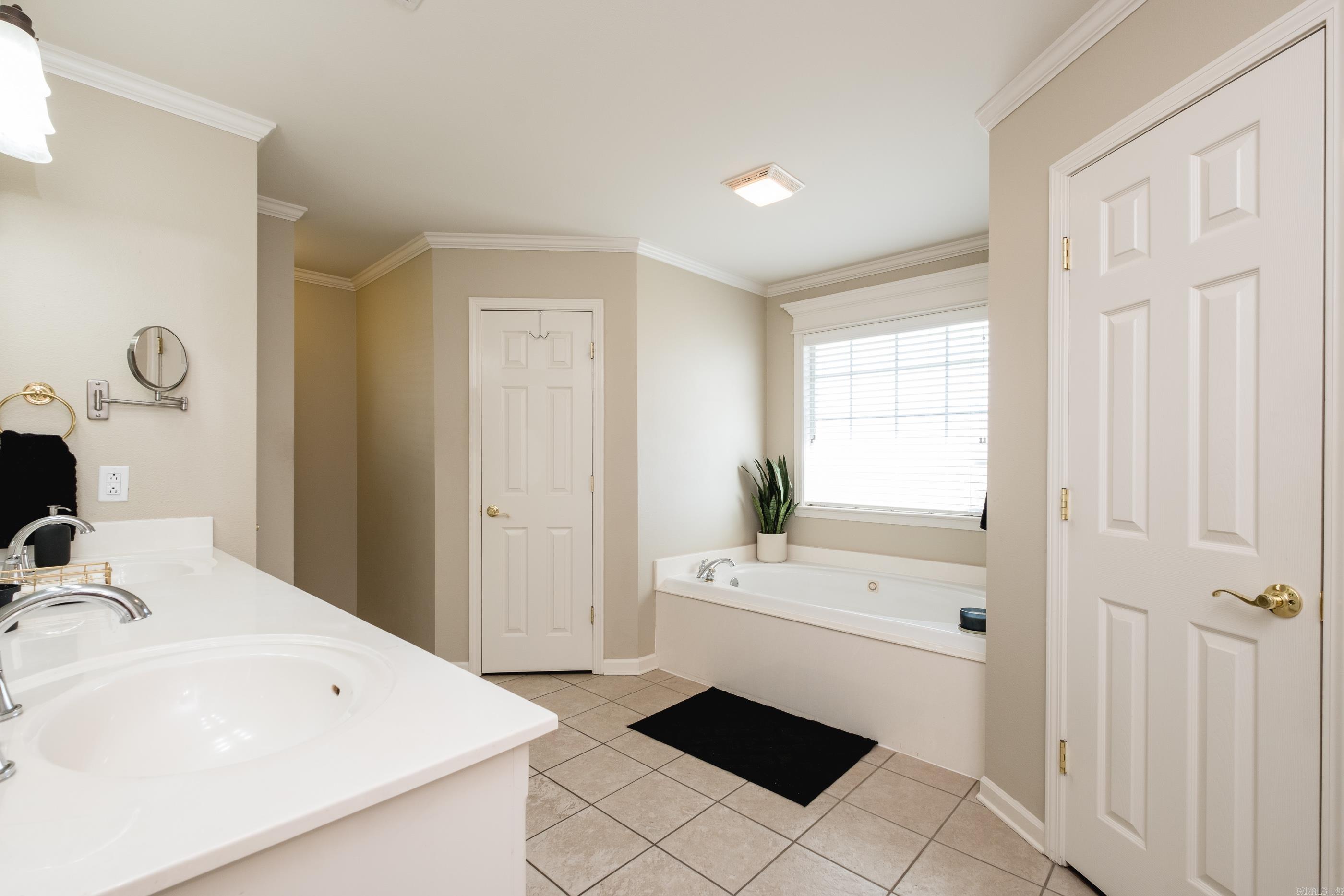 103 Bayonne Cove