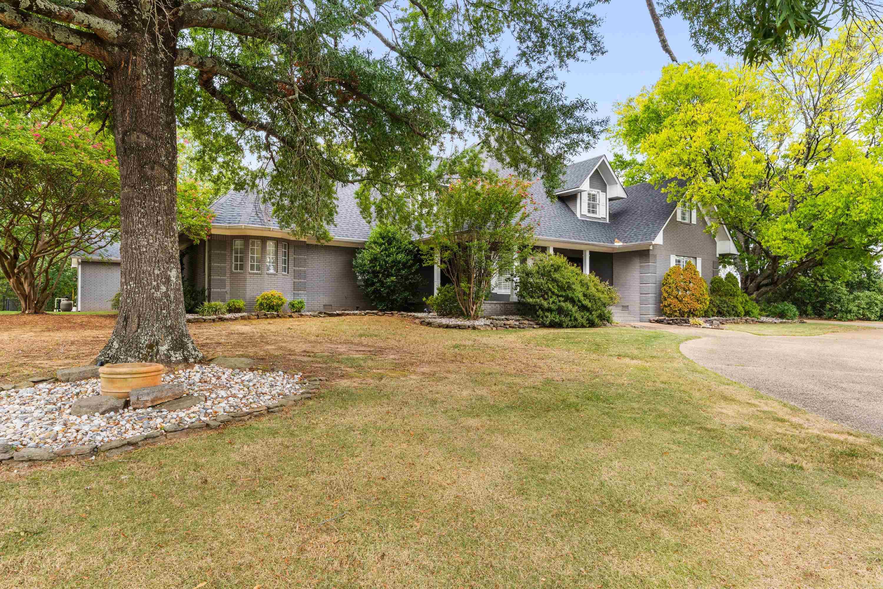 415 Country Club Road
