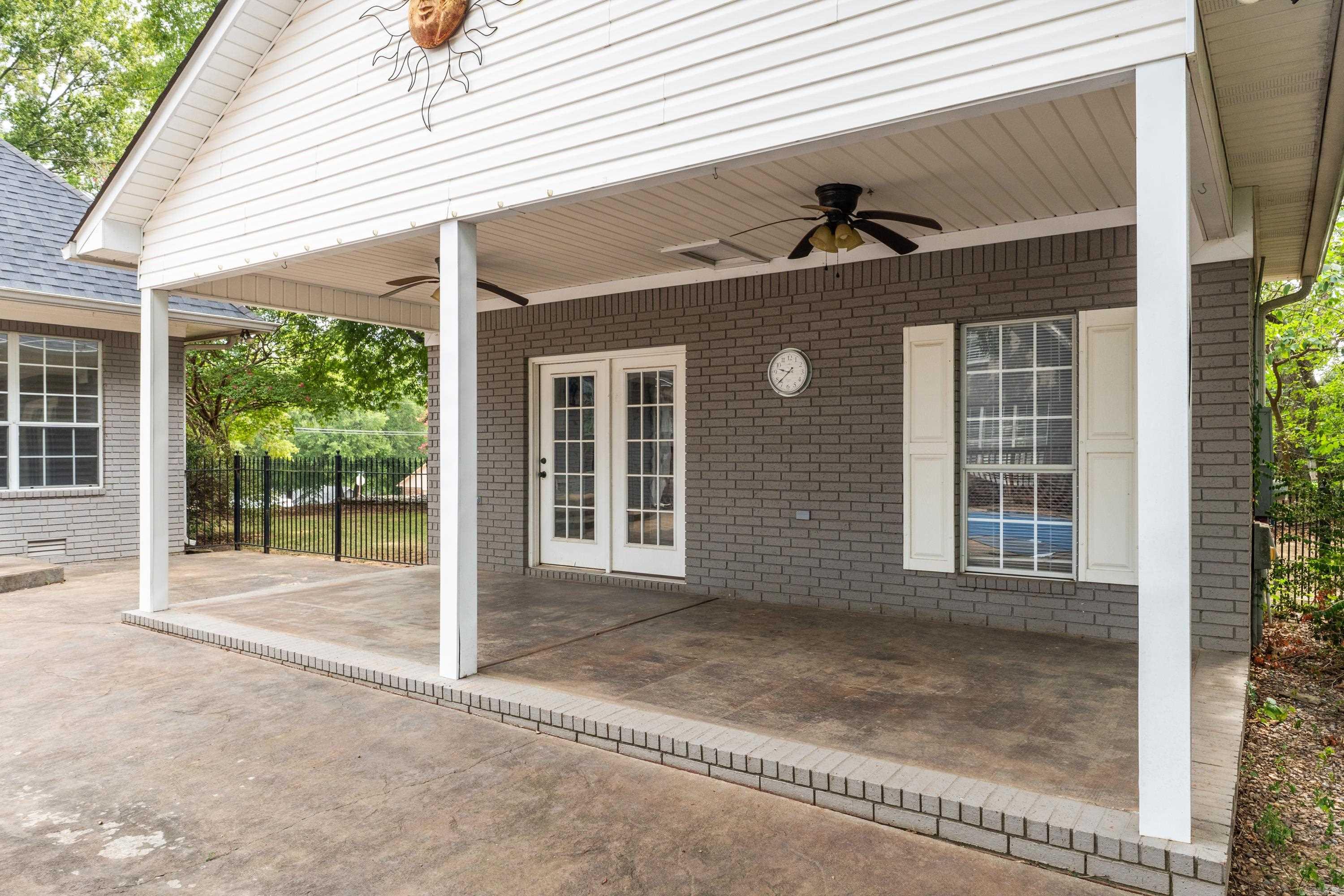 415 Country Club Road
