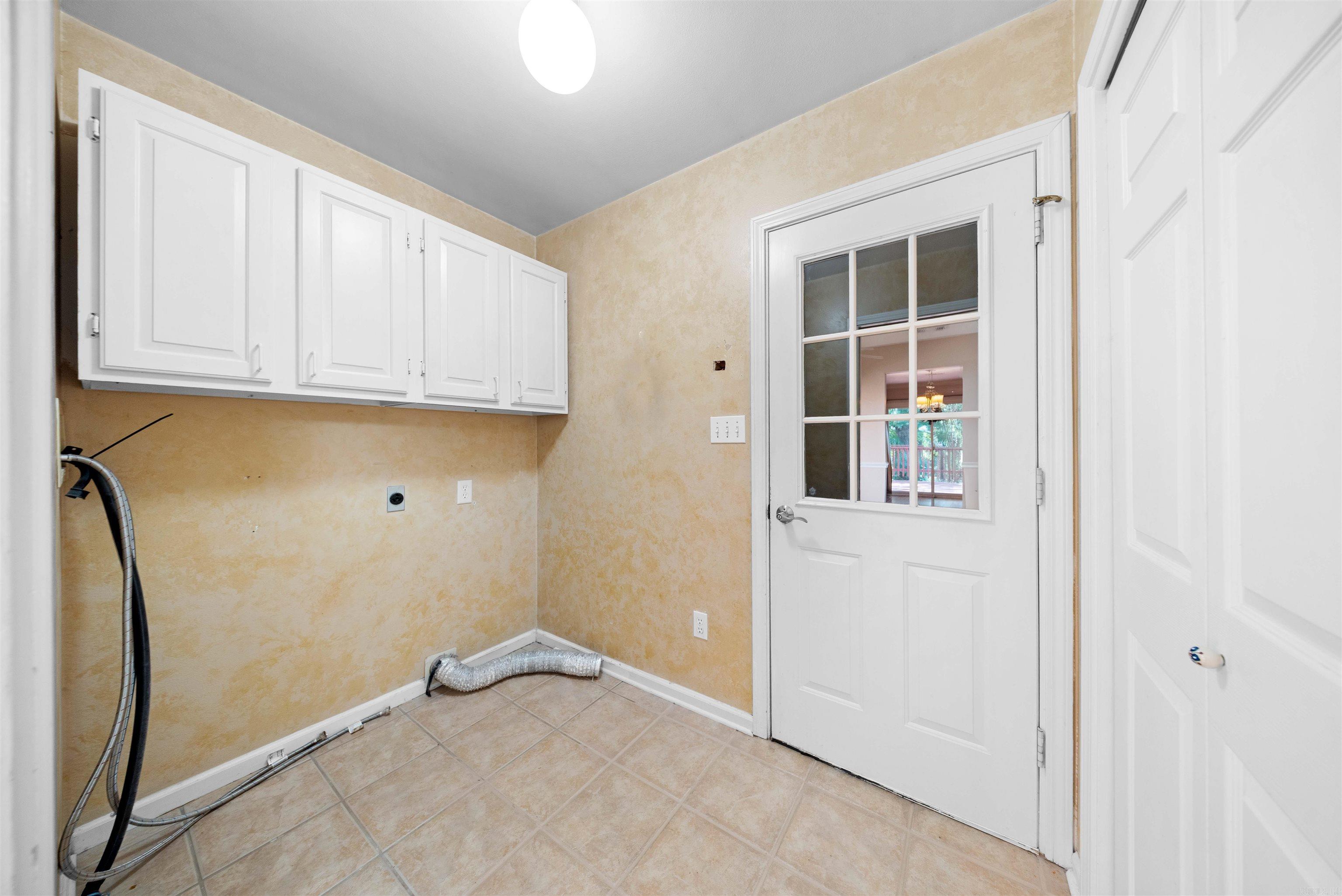 2116 Hickorynut Ct