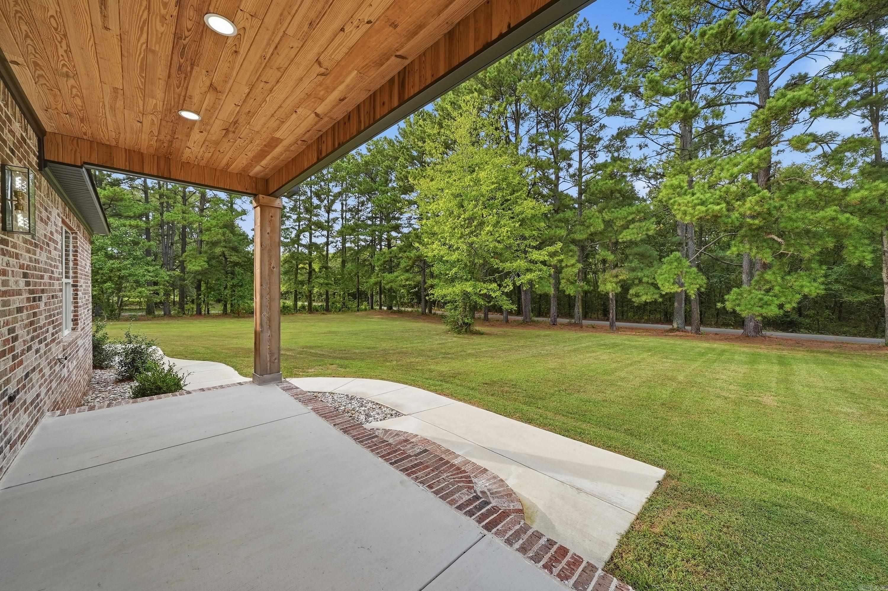 270 Arrowhead Road