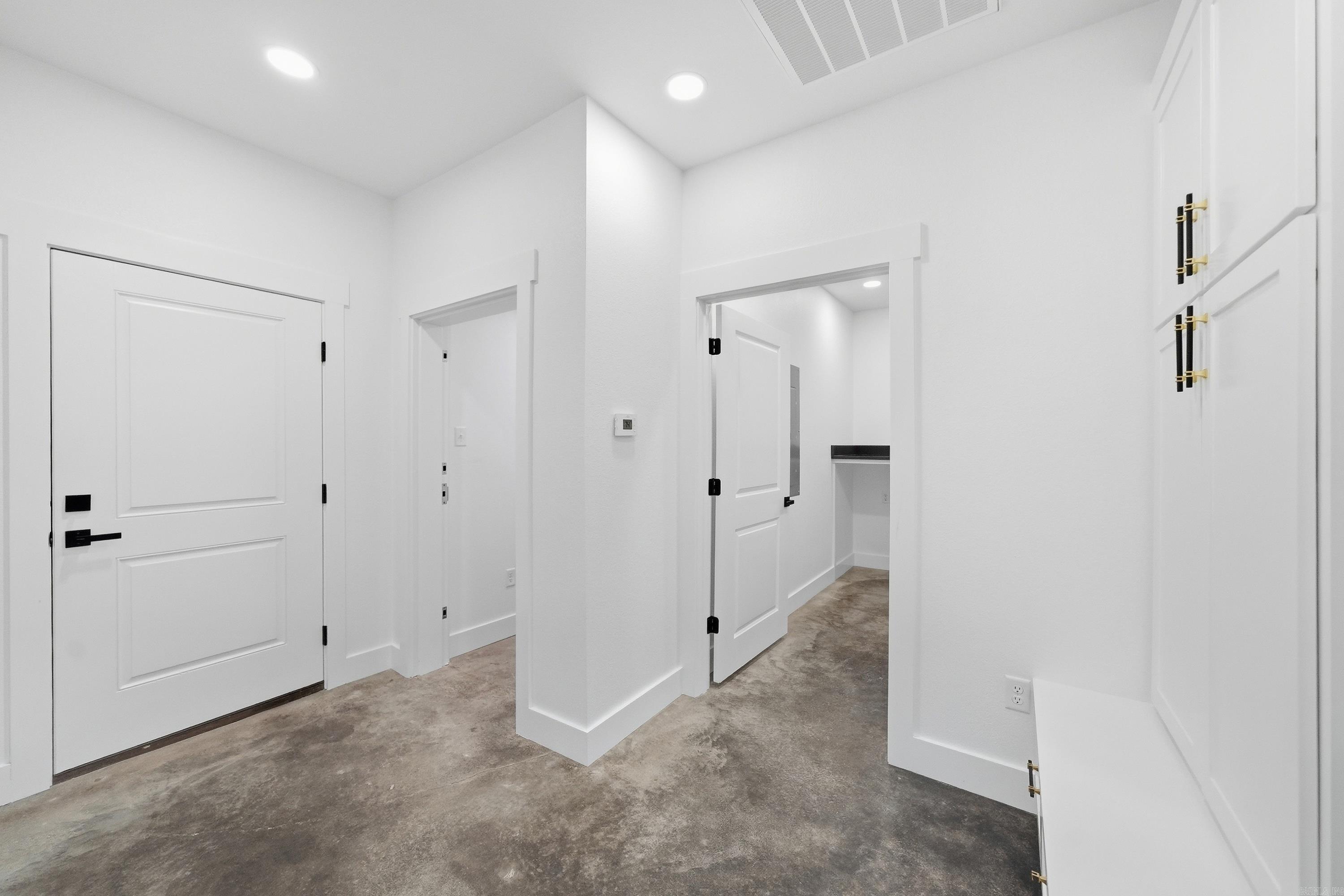 270 Arrowhead Road