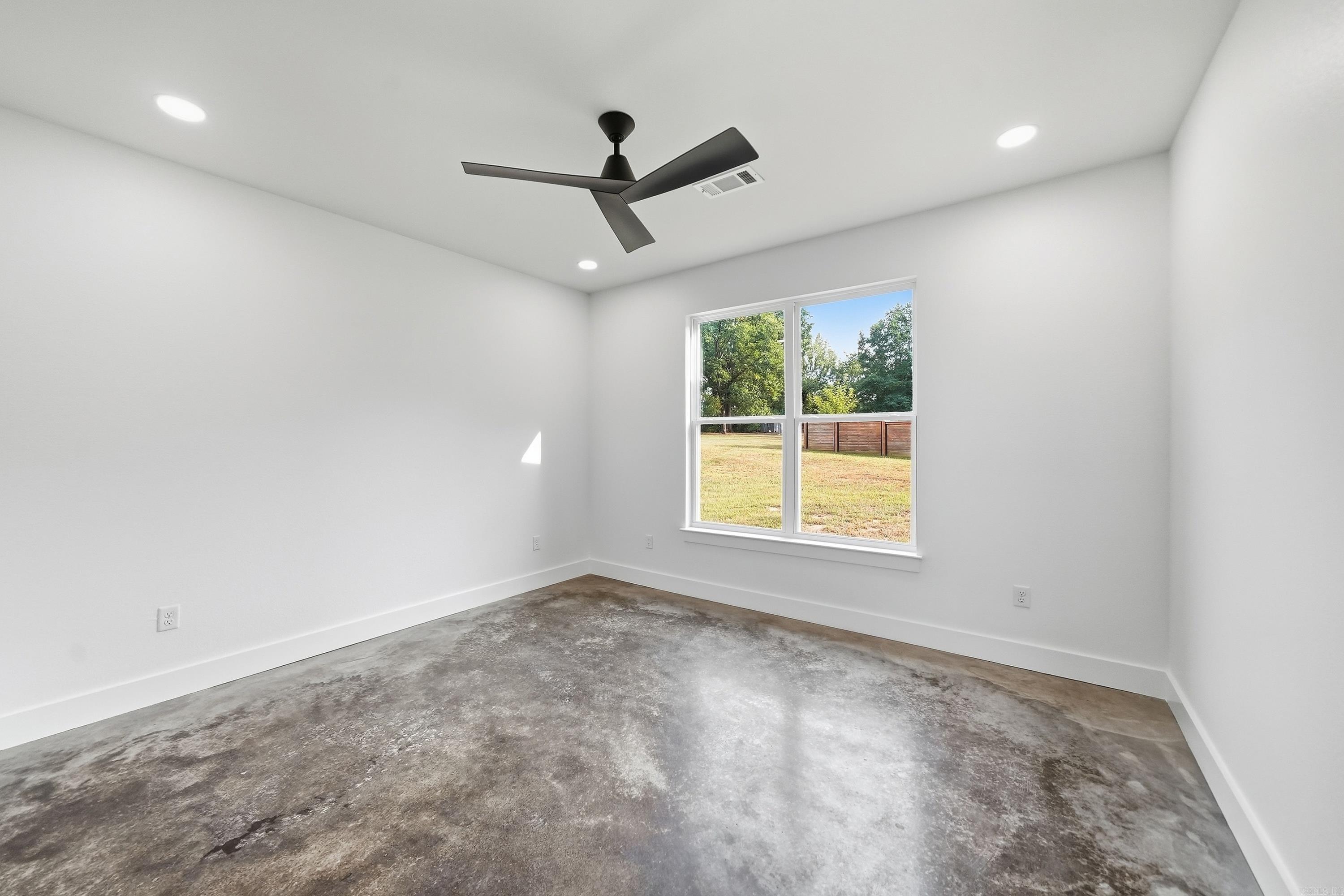 270 Arrowhead Road