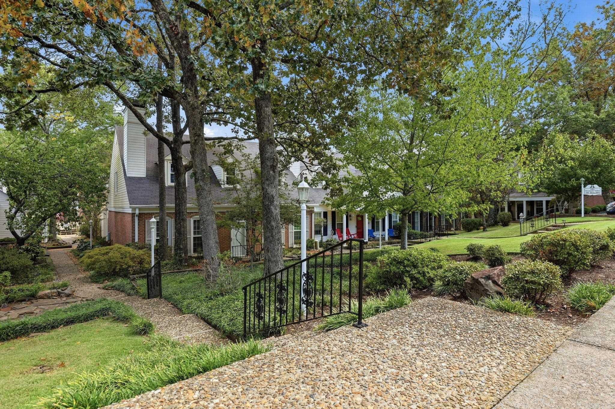 2401 Wentwood Valley Dr, Unit 104