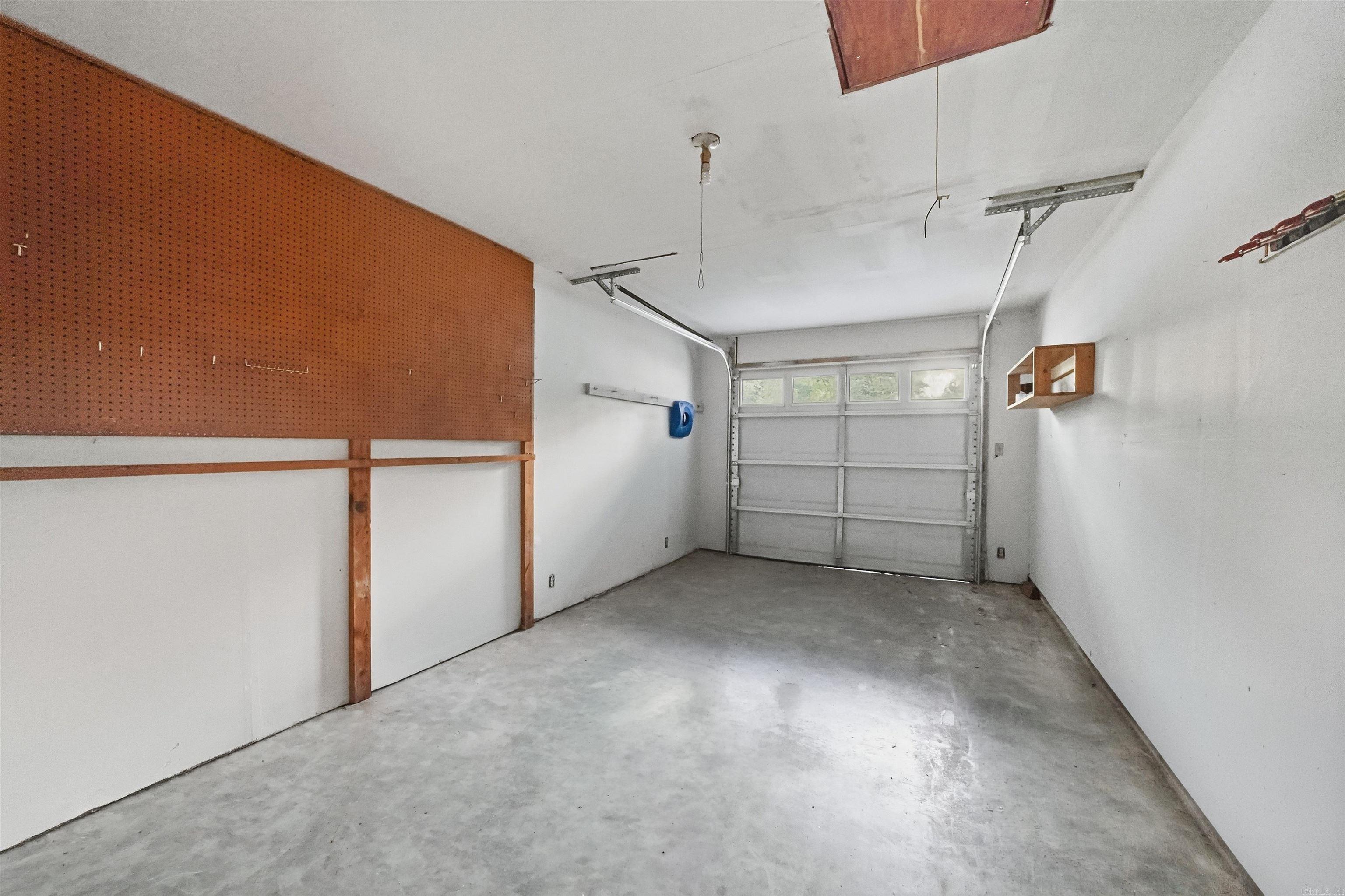 2301 Carywood Dr