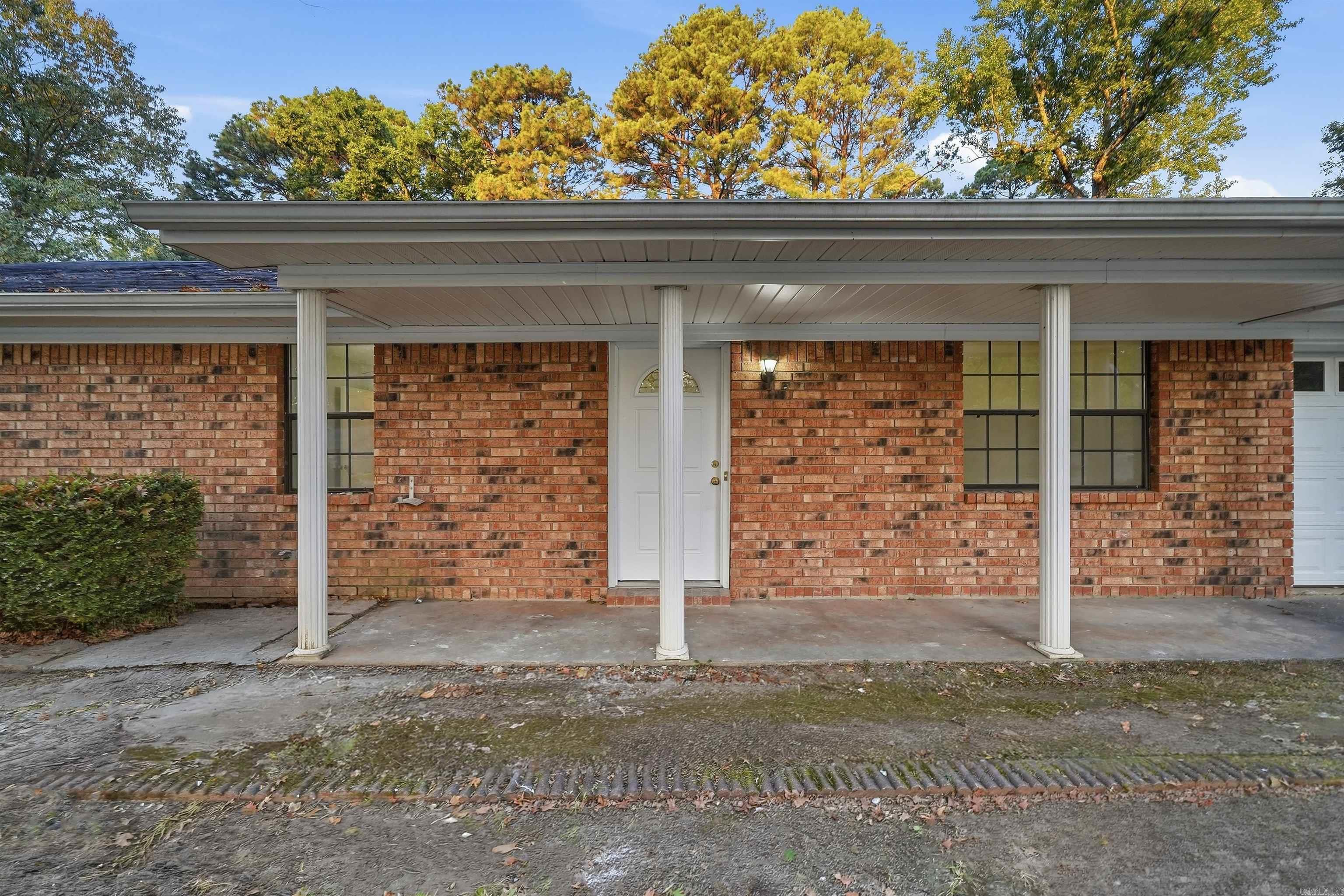 2301 Carywood Dr