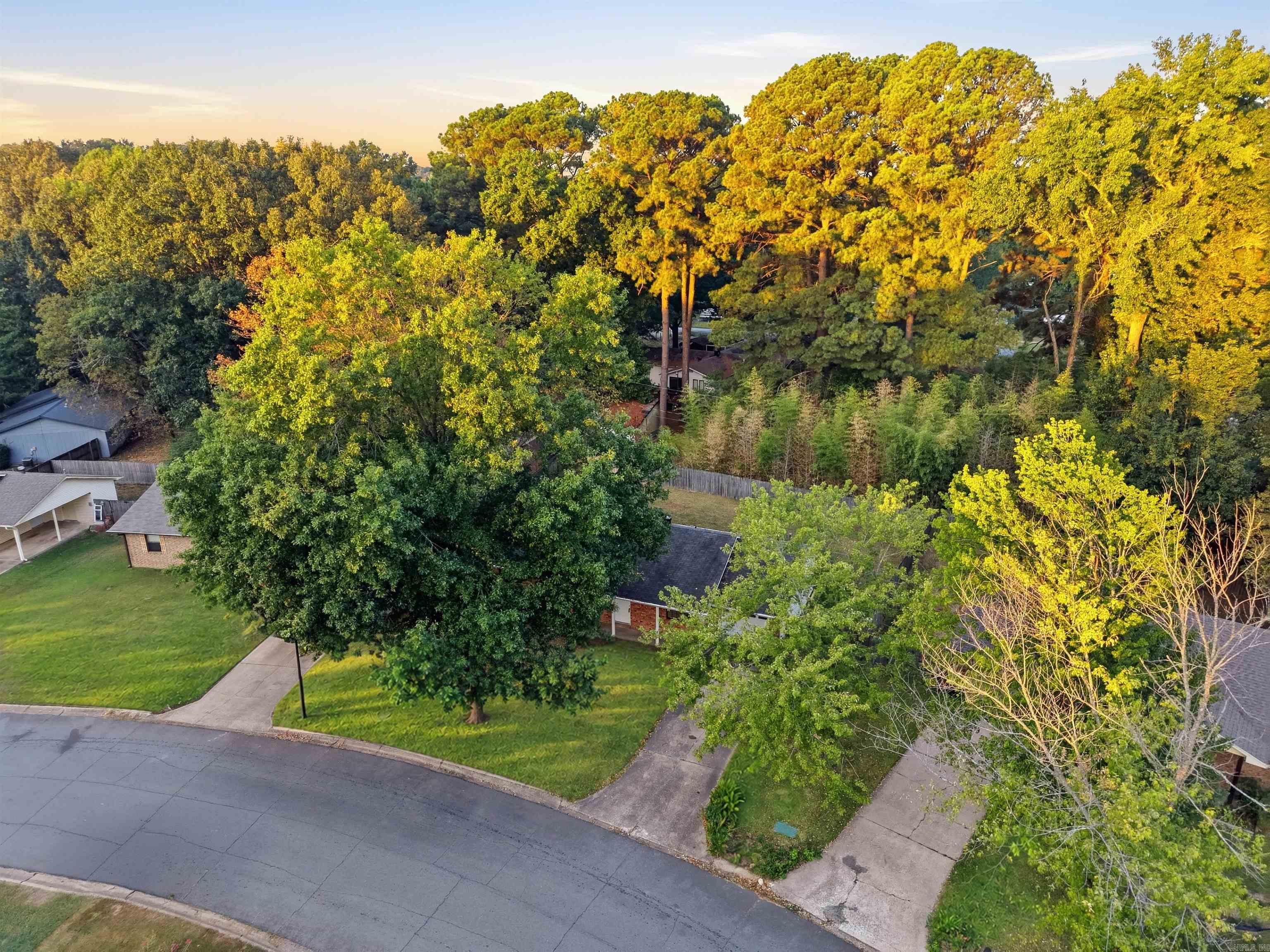 2301 Carywood Dr