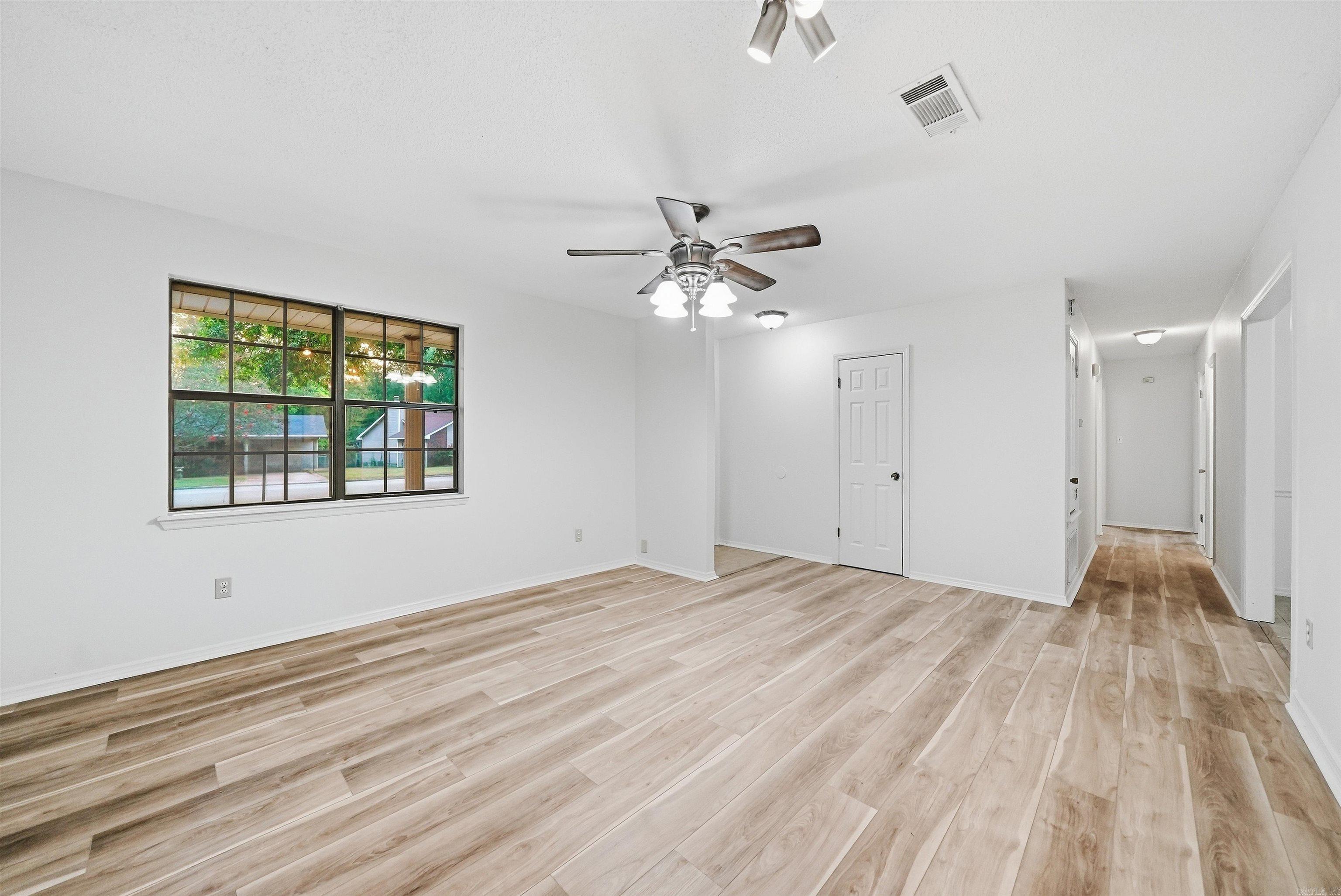 2301 Carywood Dr