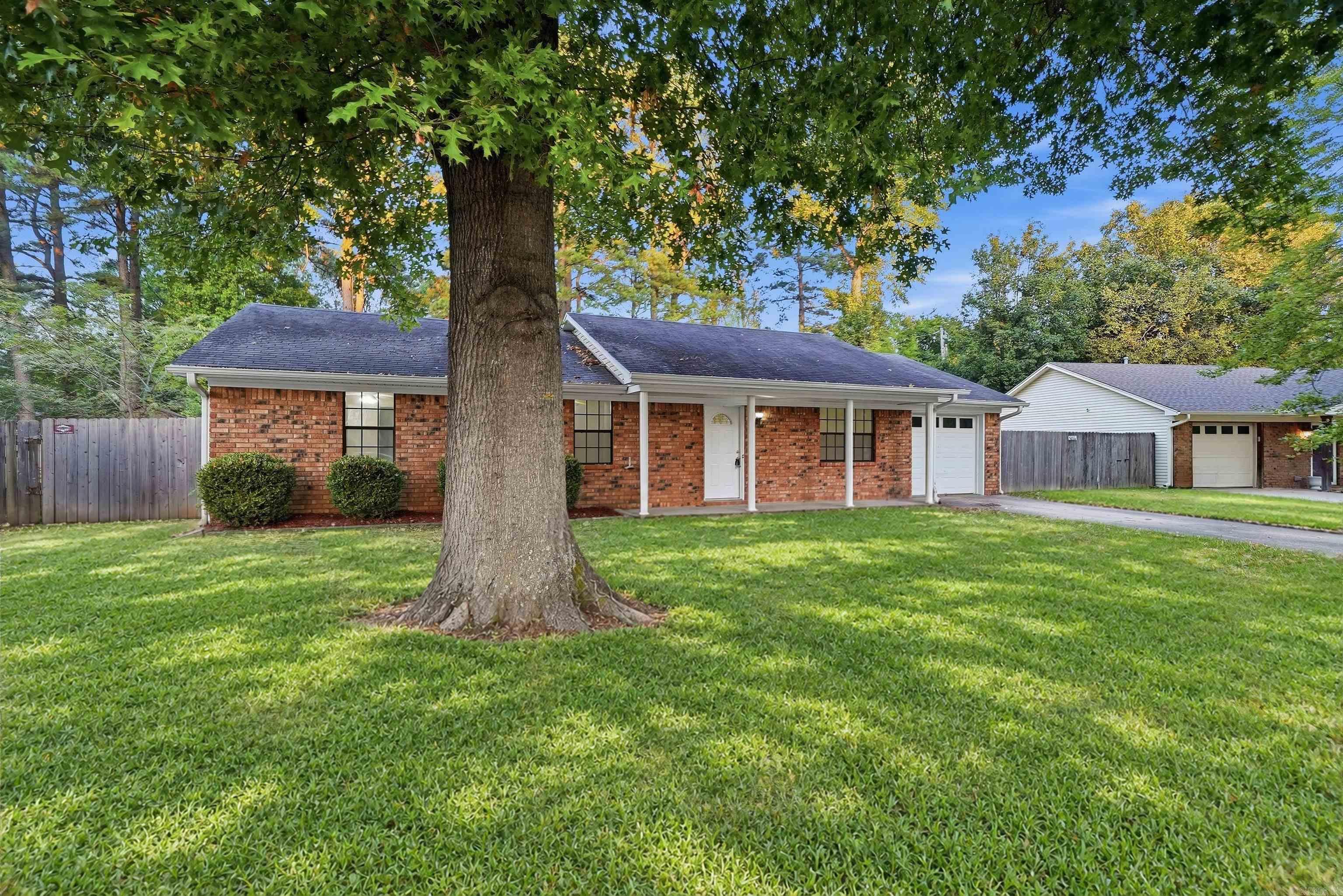 2301 Carywood Dr