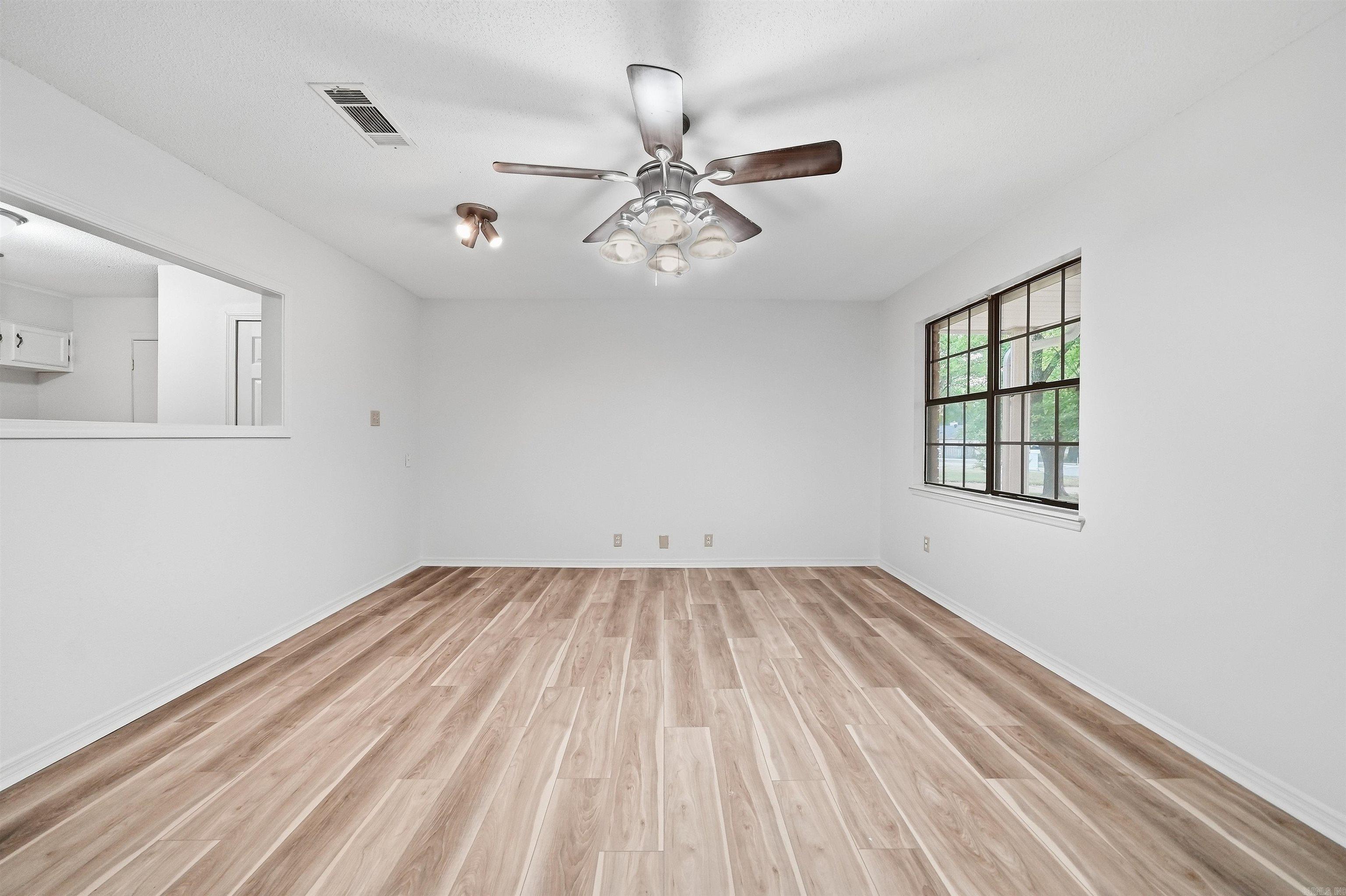 2301 Carywood Dr