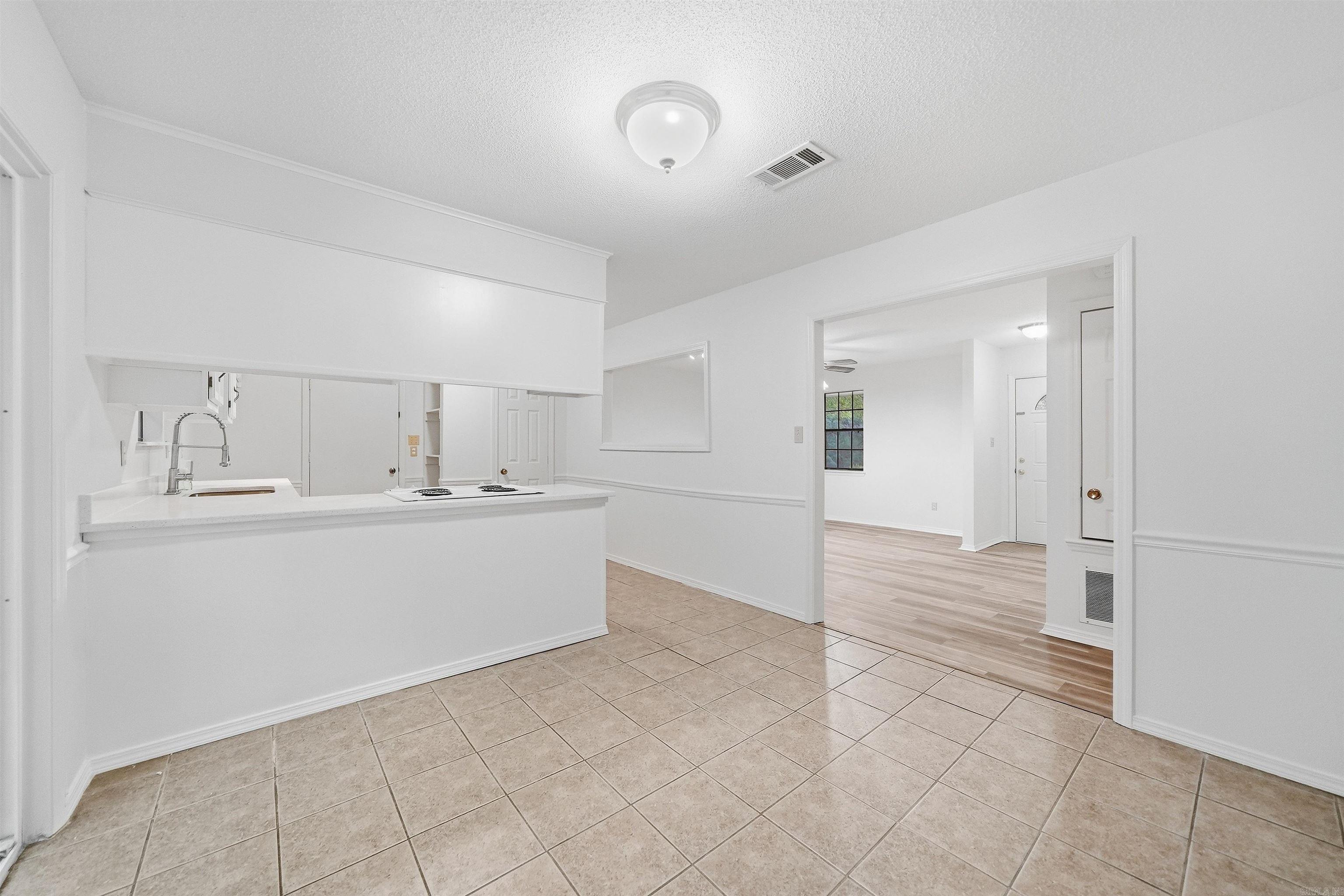 2301 Carywood Dr