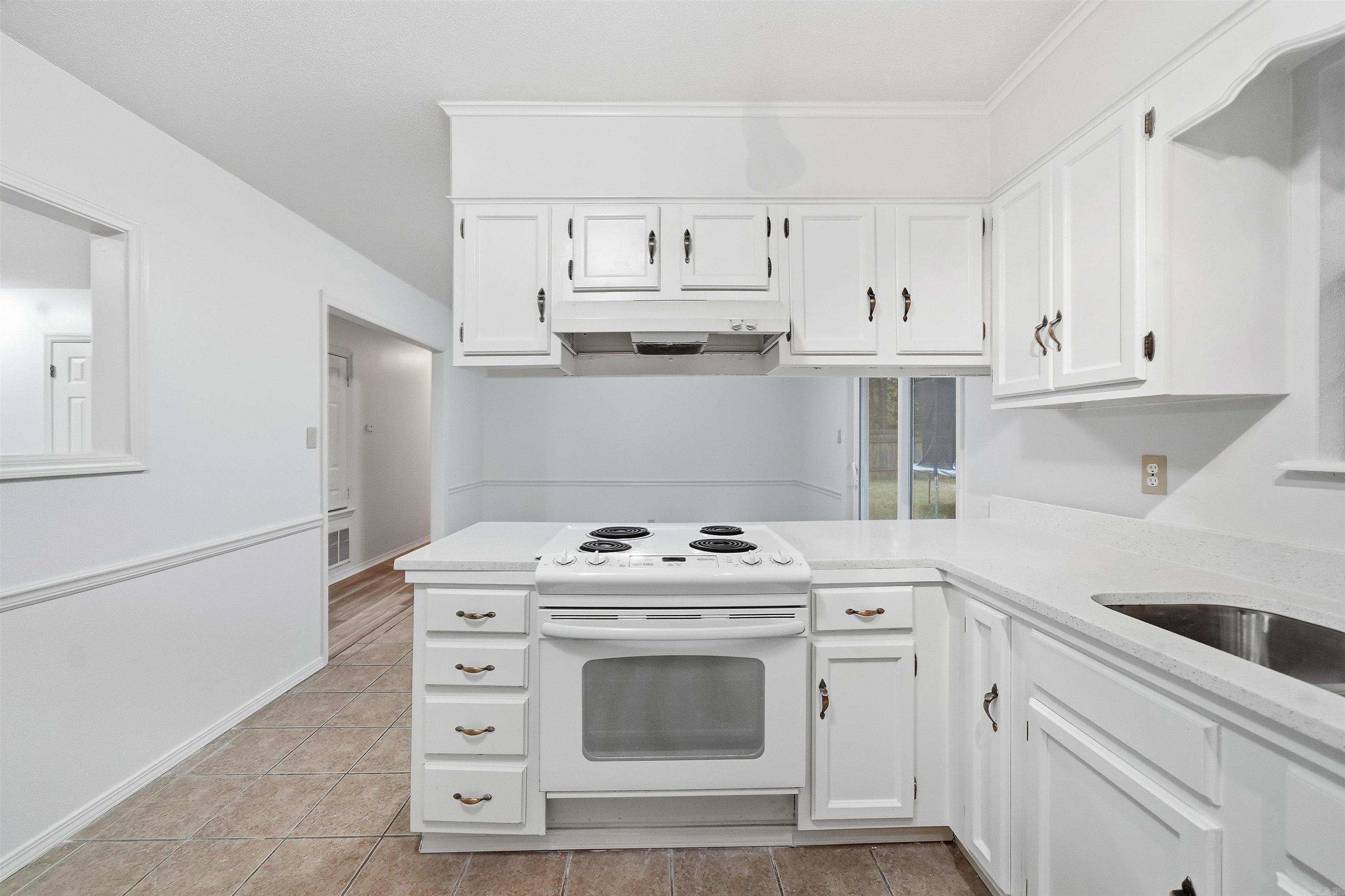 2301 Carywood Dr
