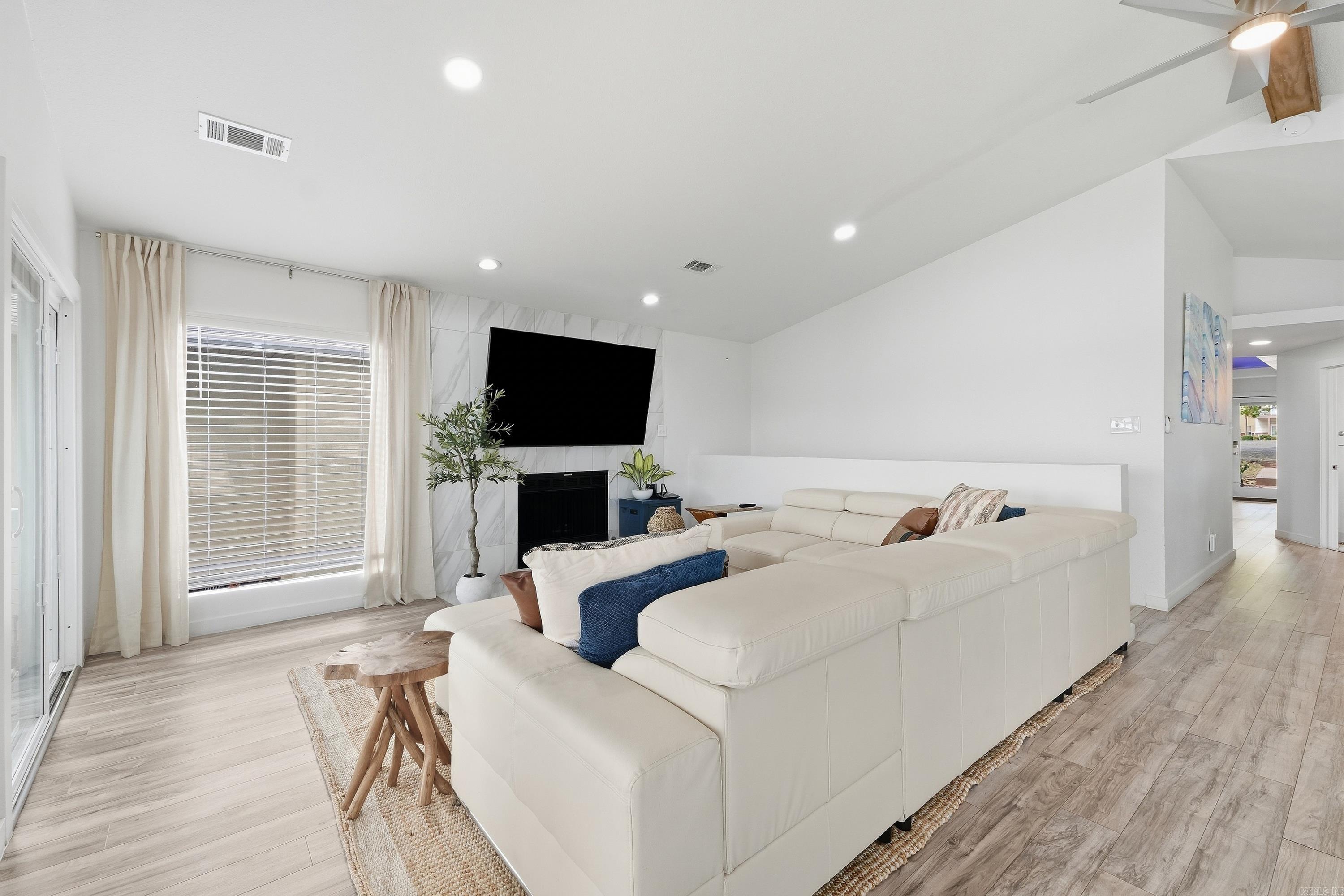 145 Pretti Point