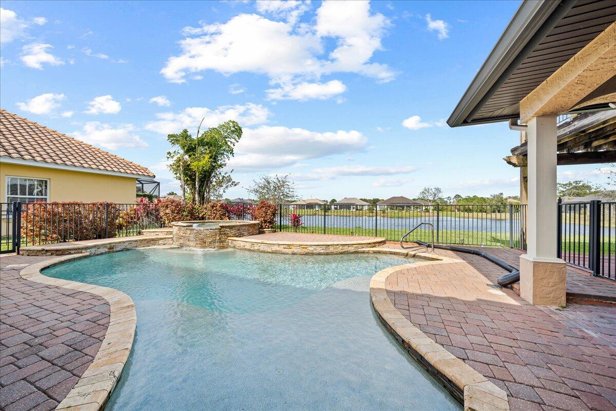 6075 Anello Drive