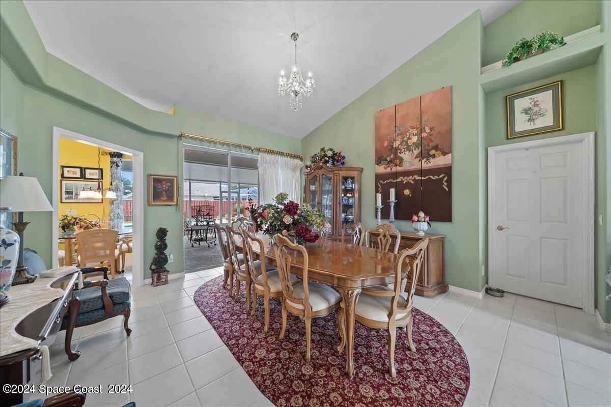 842 Blackbird Court
