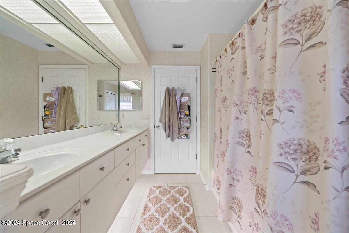 842 Blackbird Court