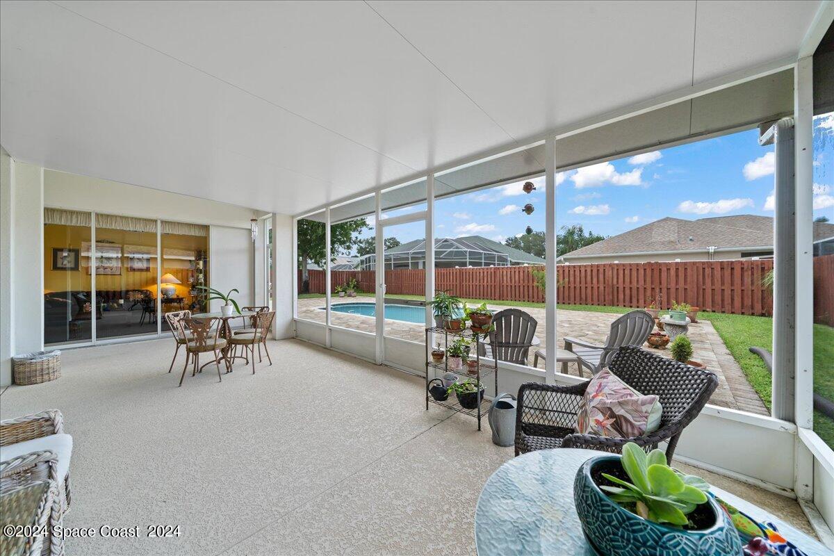 842 Blackbird Court