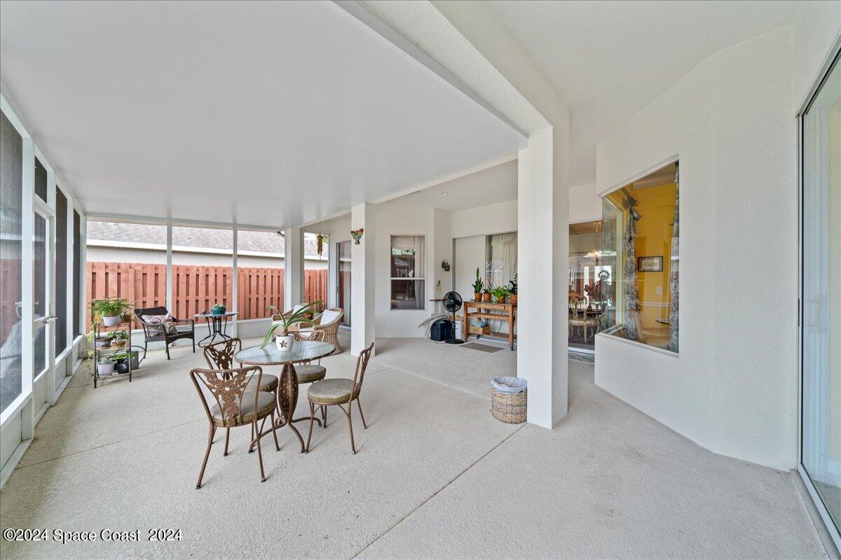 842 Blackbird Court