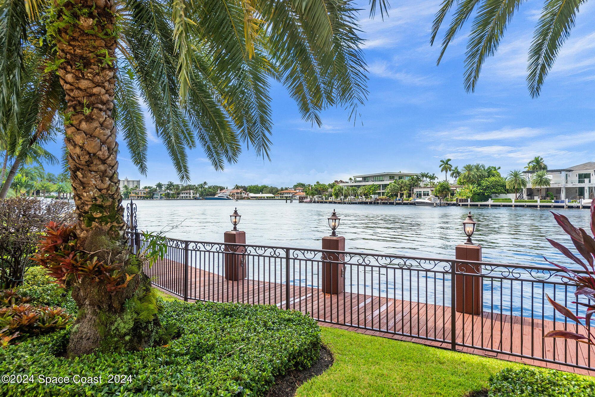 639 Middle River Drive