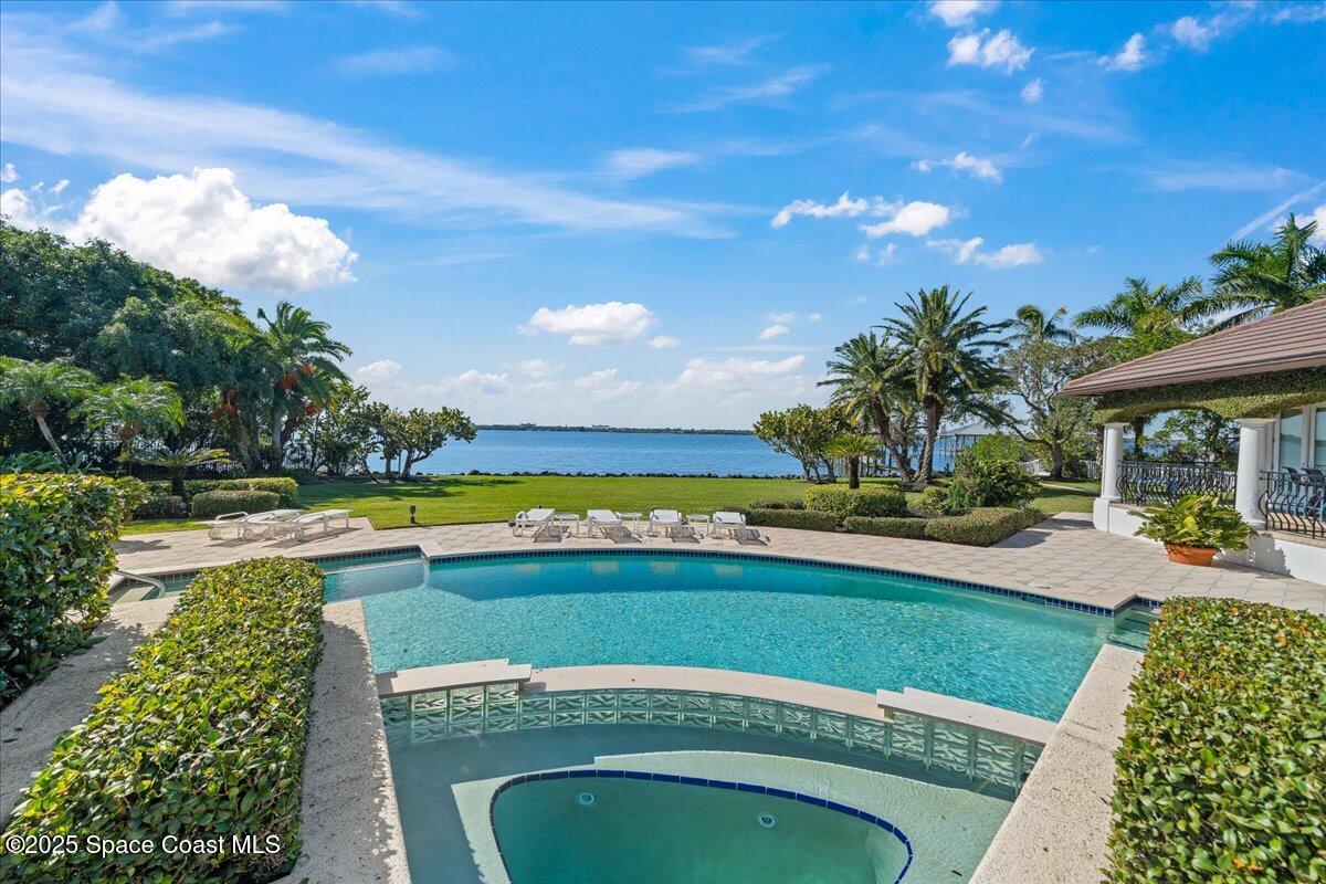 6865 S Tropical Trail