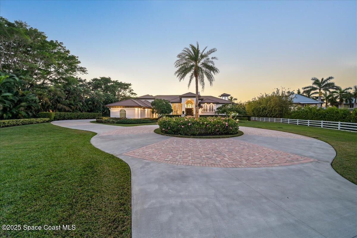 6865 S Tropical Trail