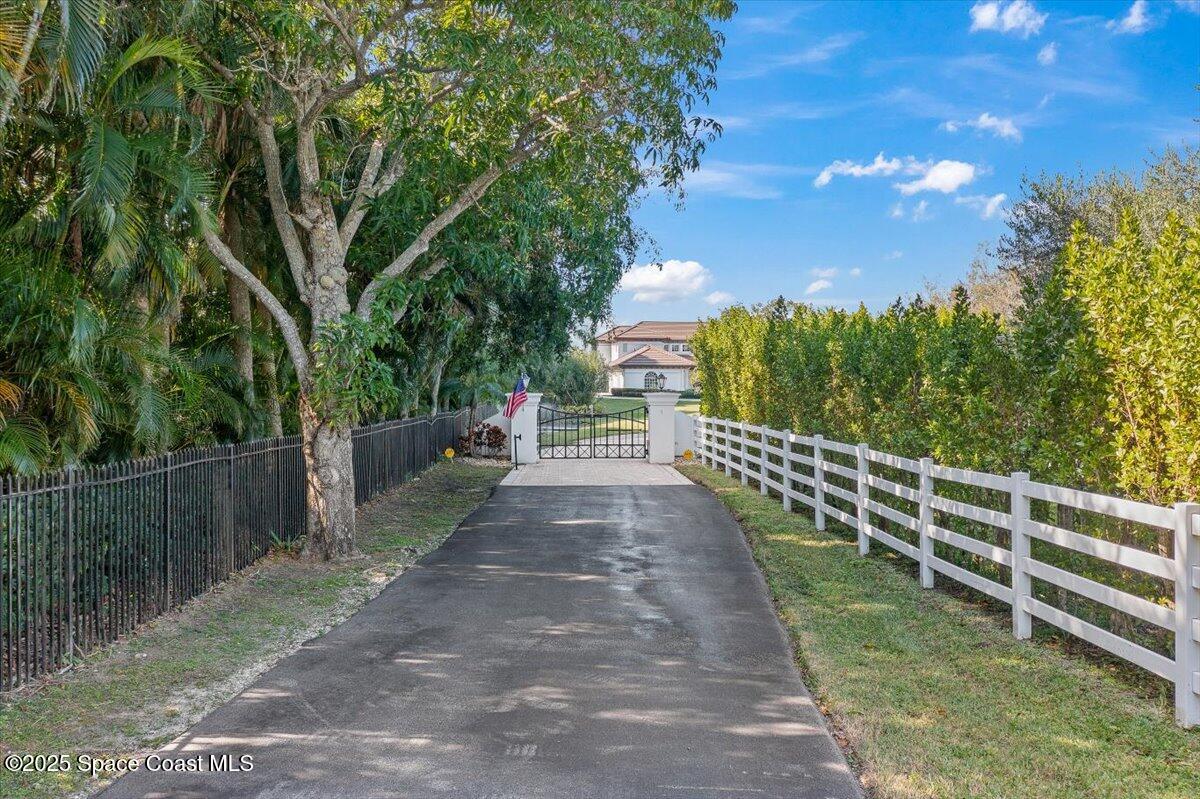 6865 S Tropical Trail