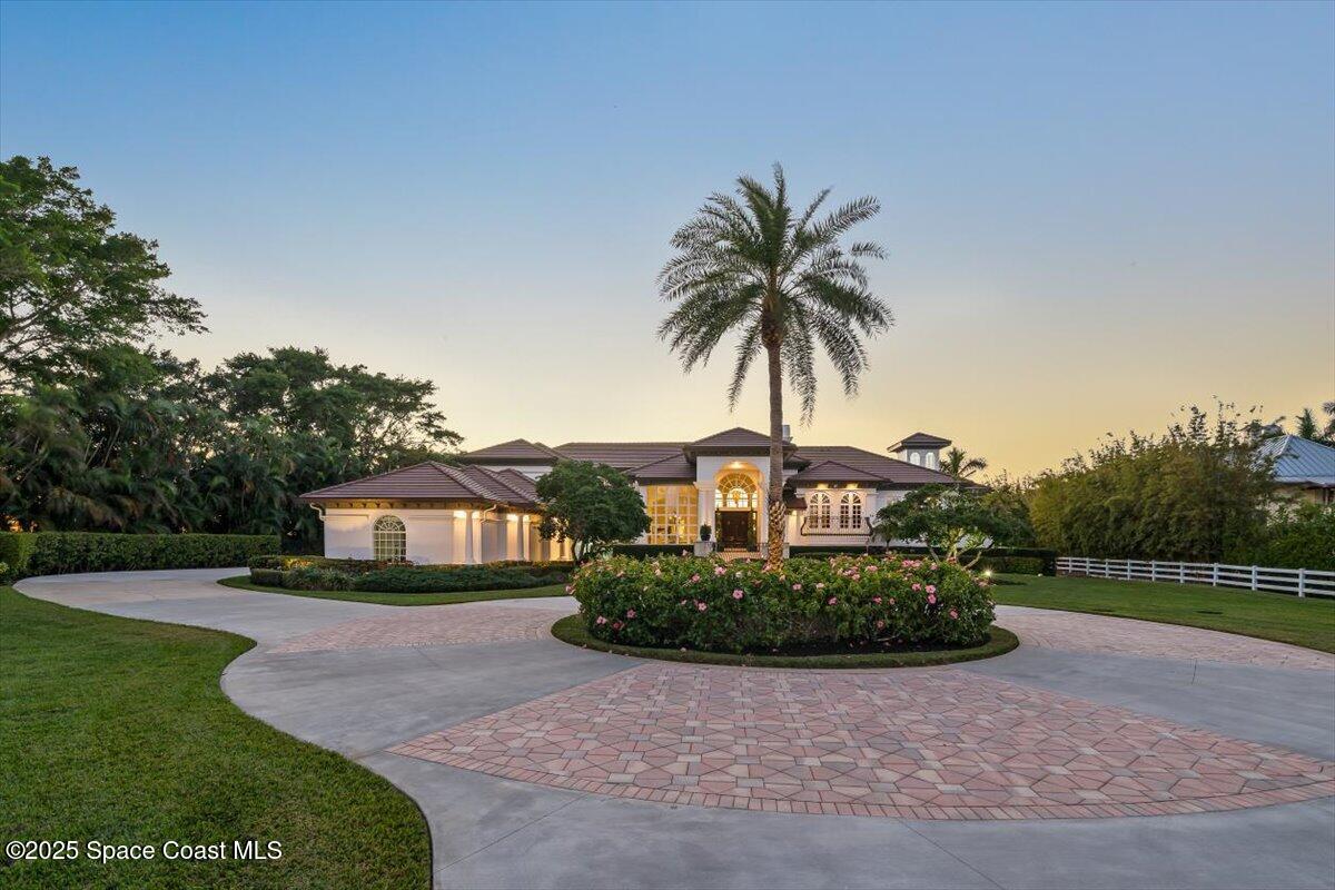 6865 S Tropical Trail