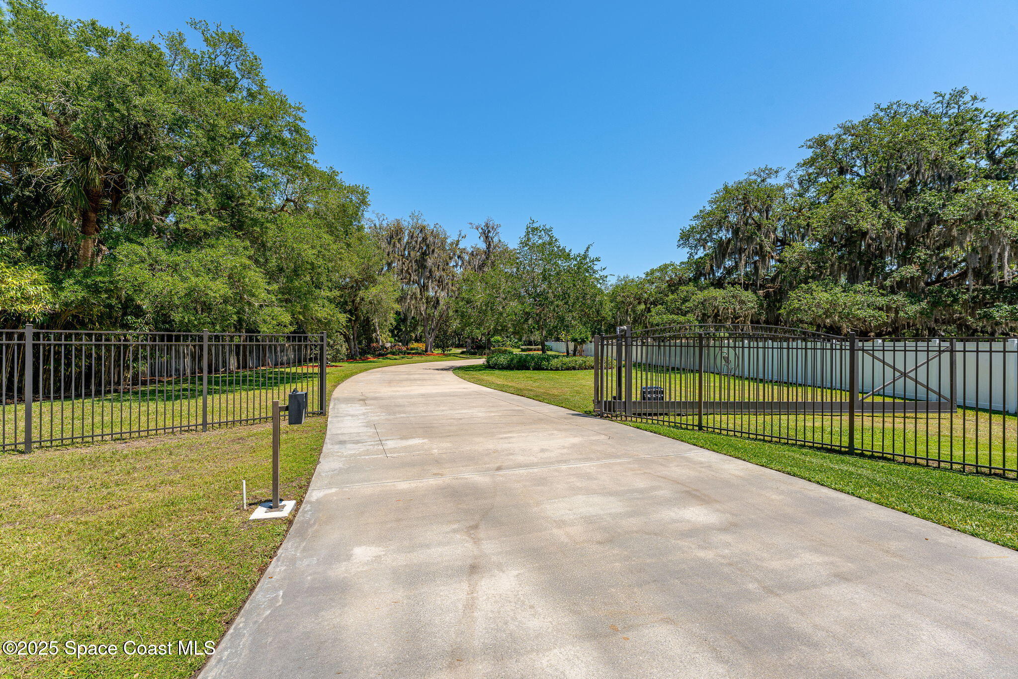 3600 Hideaway Lane