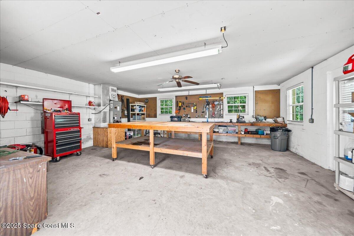 3600 Hideaway Lane