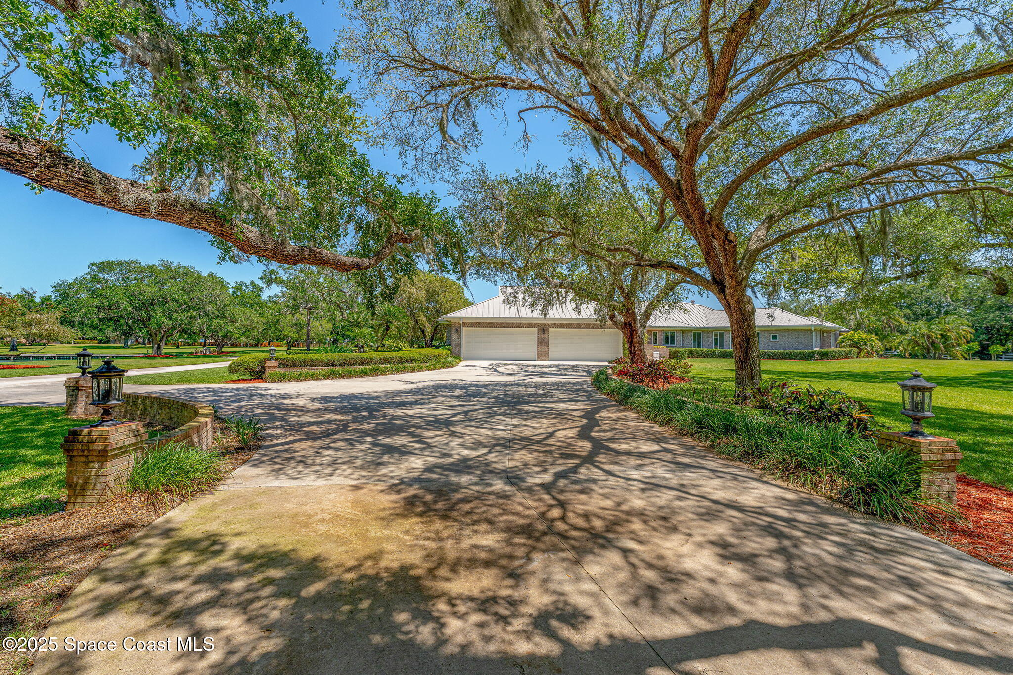3600 Hideaway Lane
