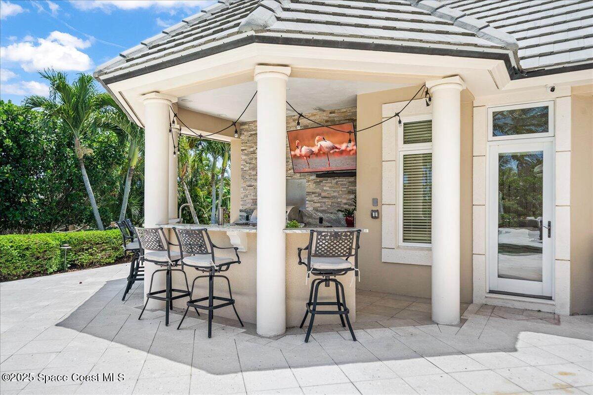 240 Lansing Island Drive