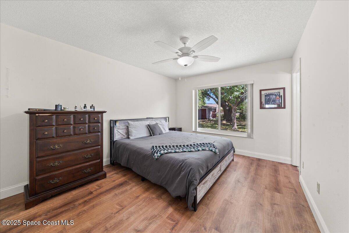 1313 Ethel Circle NE
