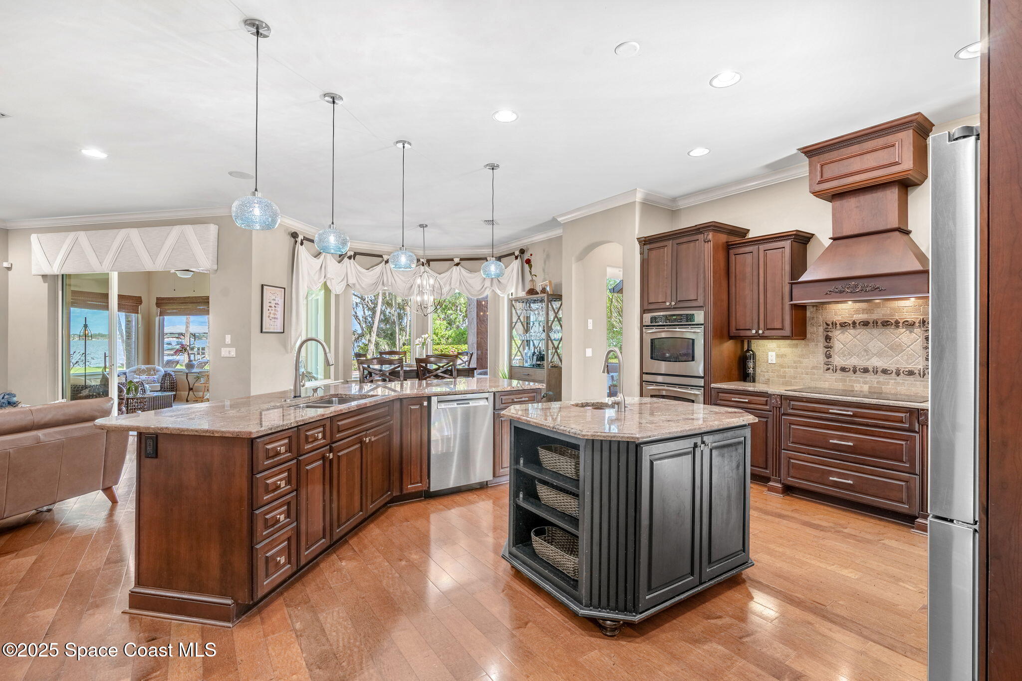 4297 Crooked Mile Road