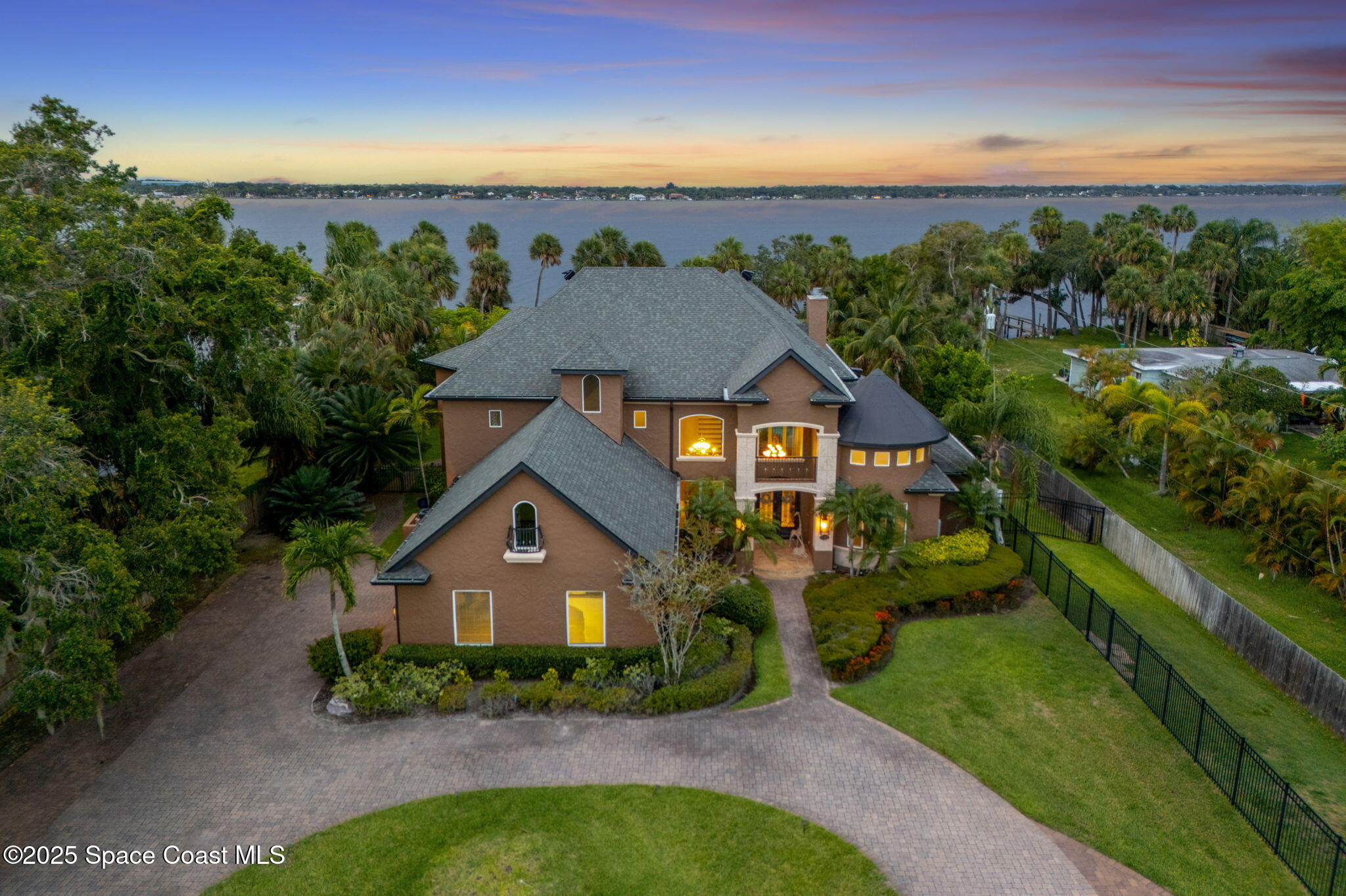 4297 Crooked Mile Road