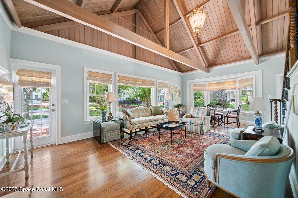 1101 River Road