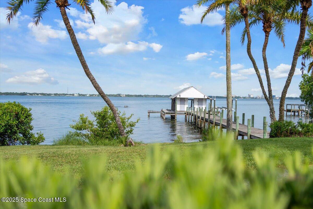 1101 River Road