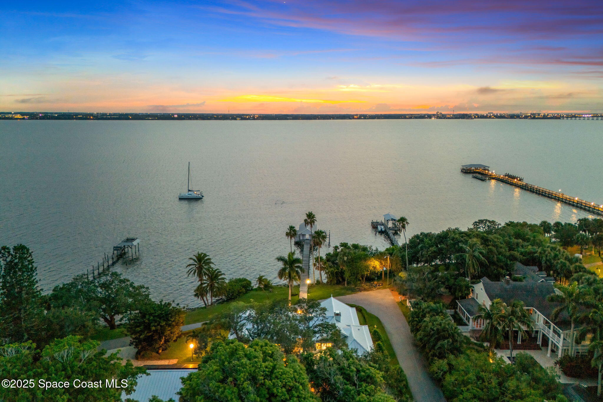 1101 River Road