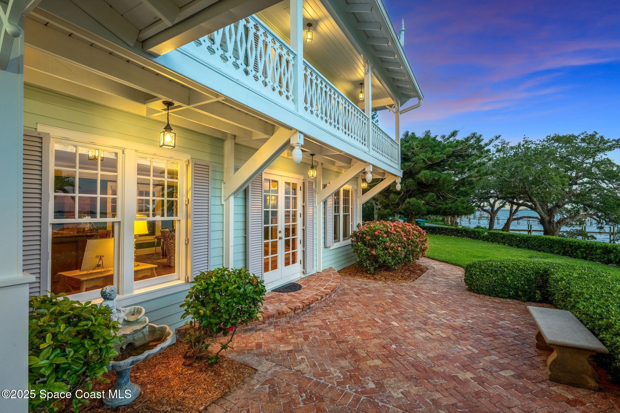 1101 River Road