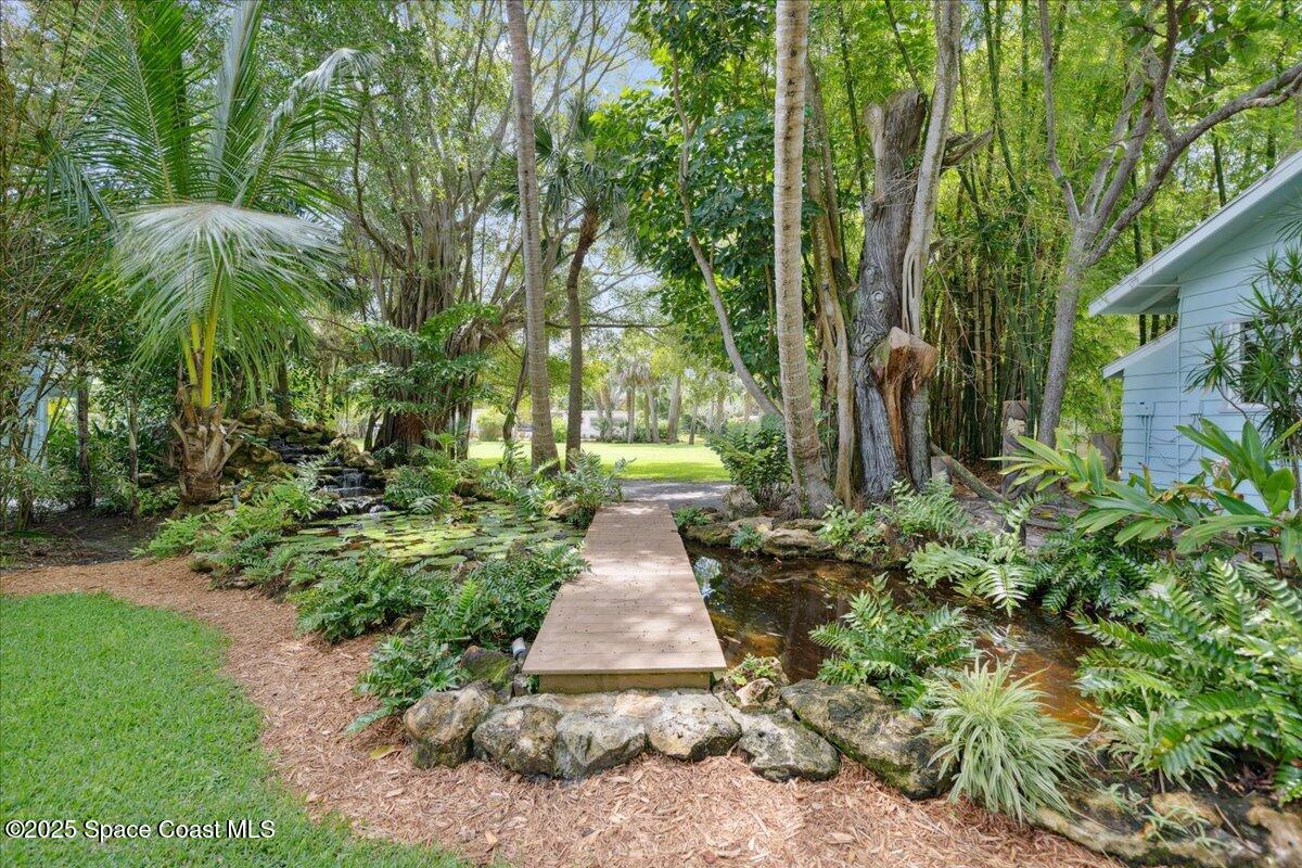 1101 River Road