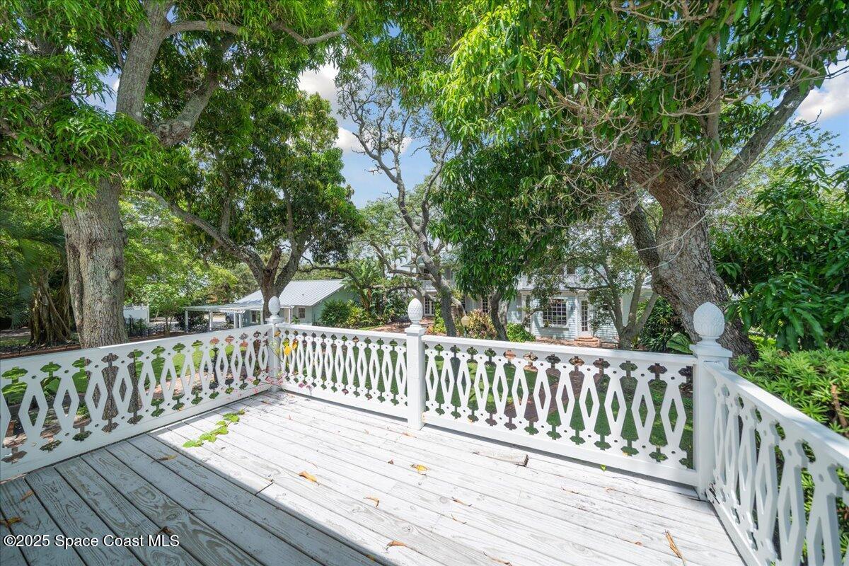 1101 River Road
