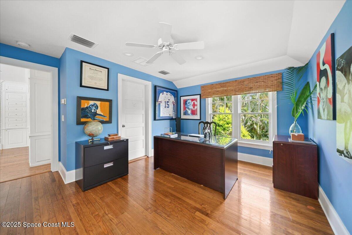 1101 River Road