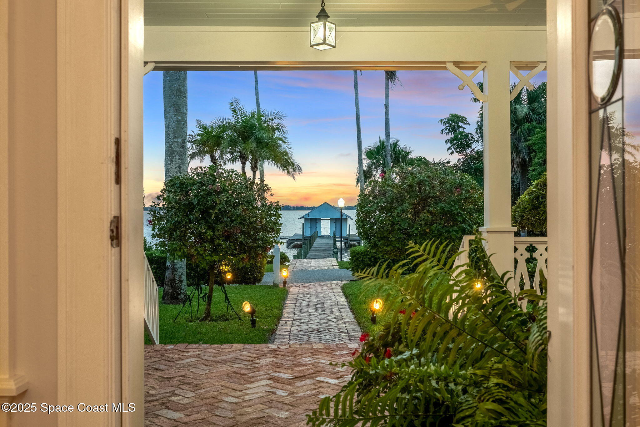 1101 River Road