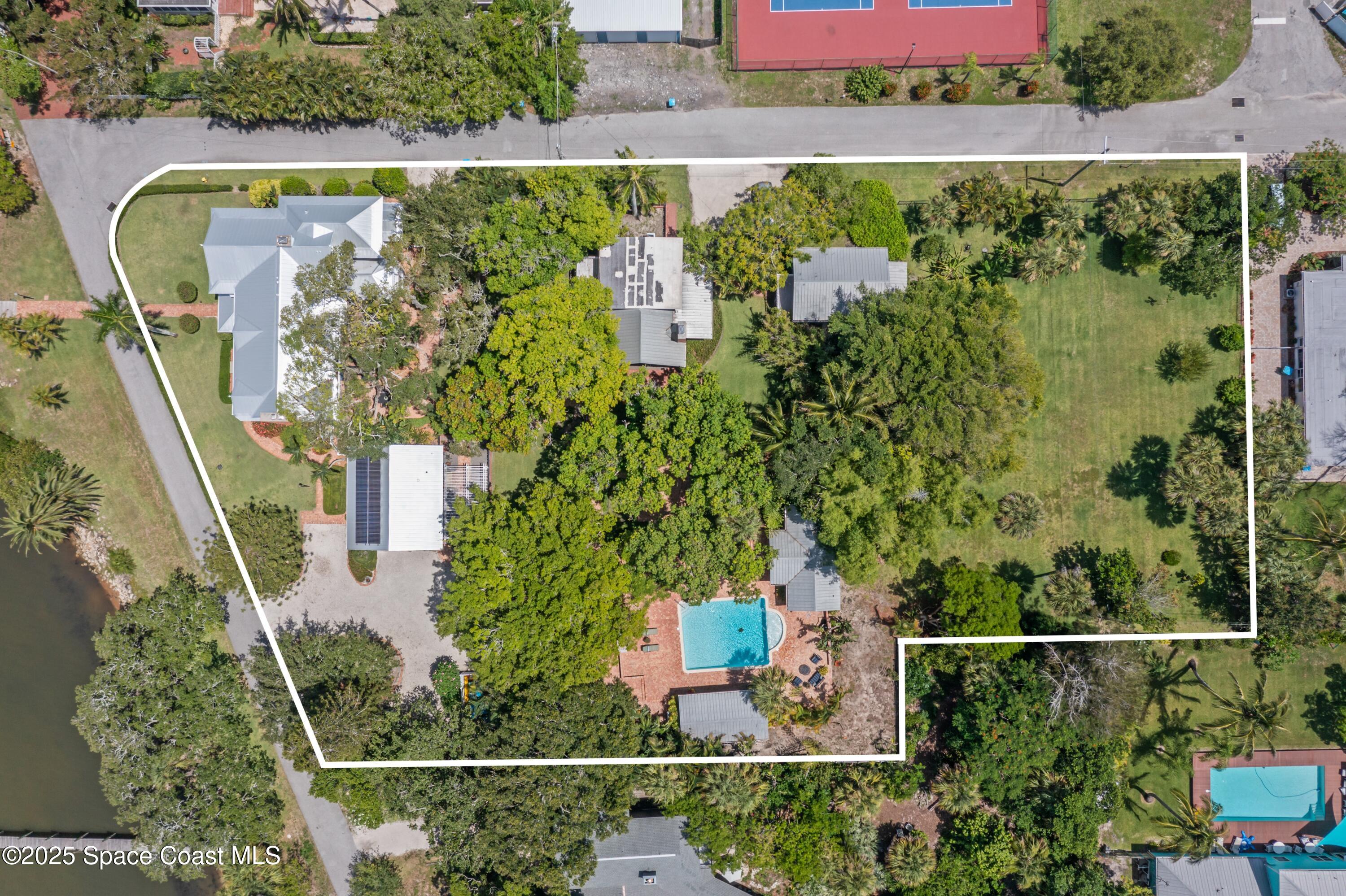 1101 River Road