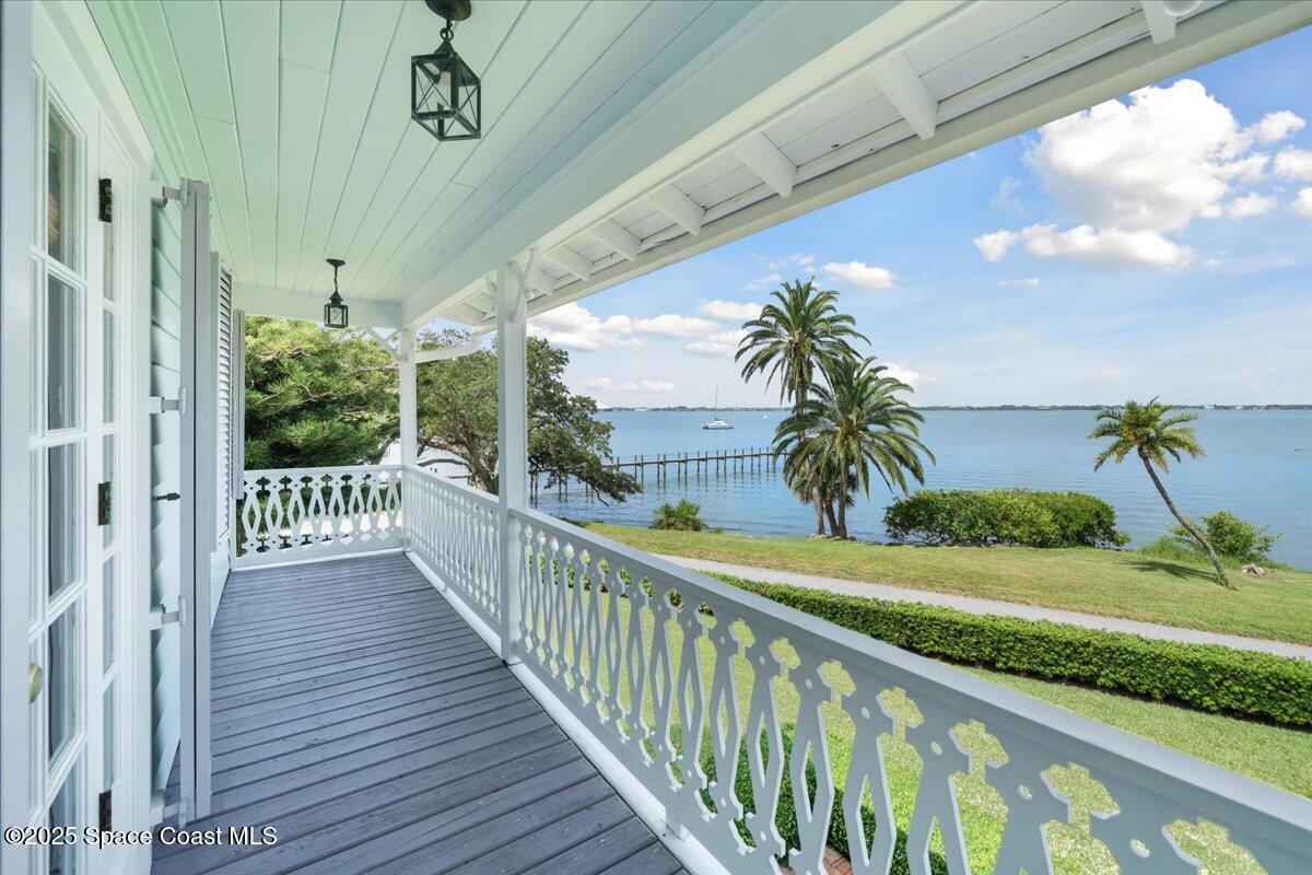 1101 River Road