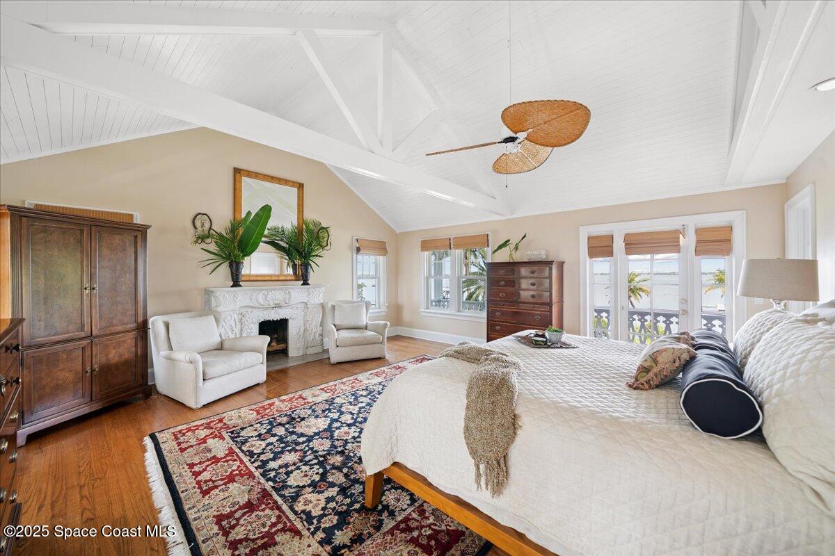 1101 River Road