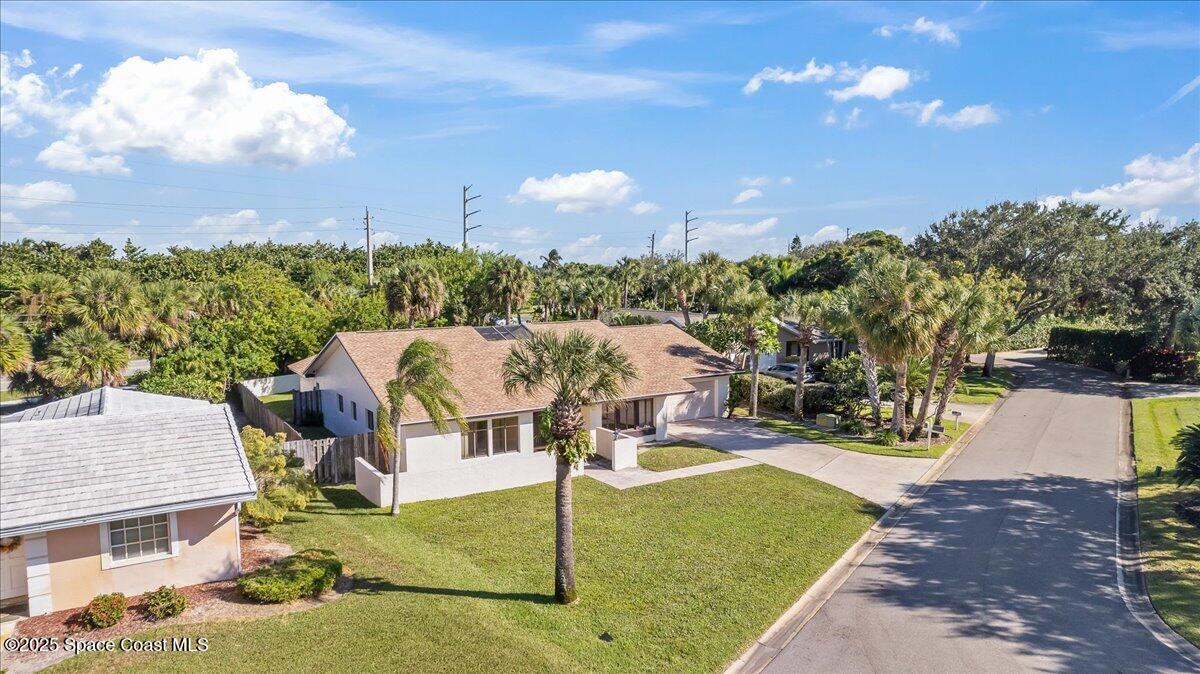 338 Coral Way W