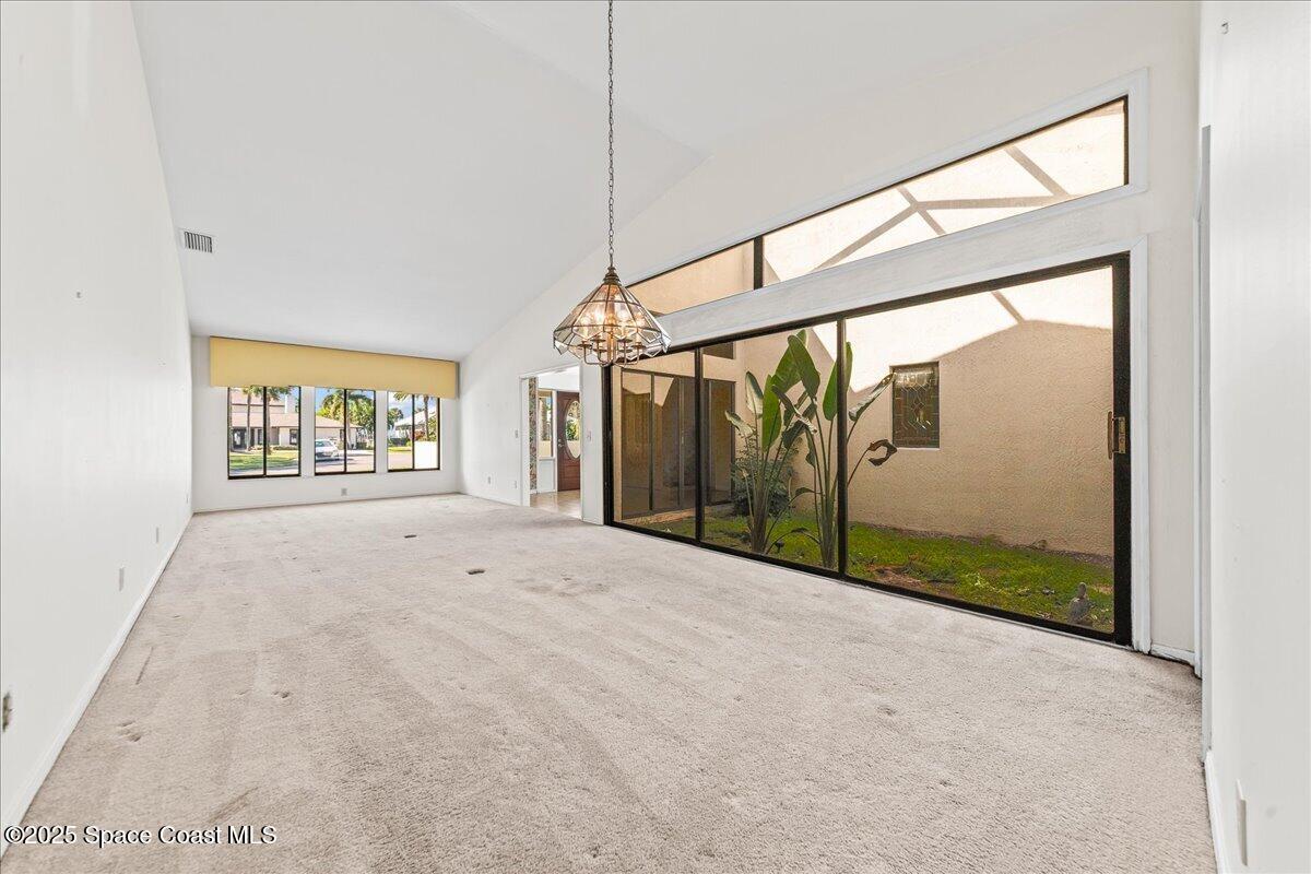 338 Coral Way W